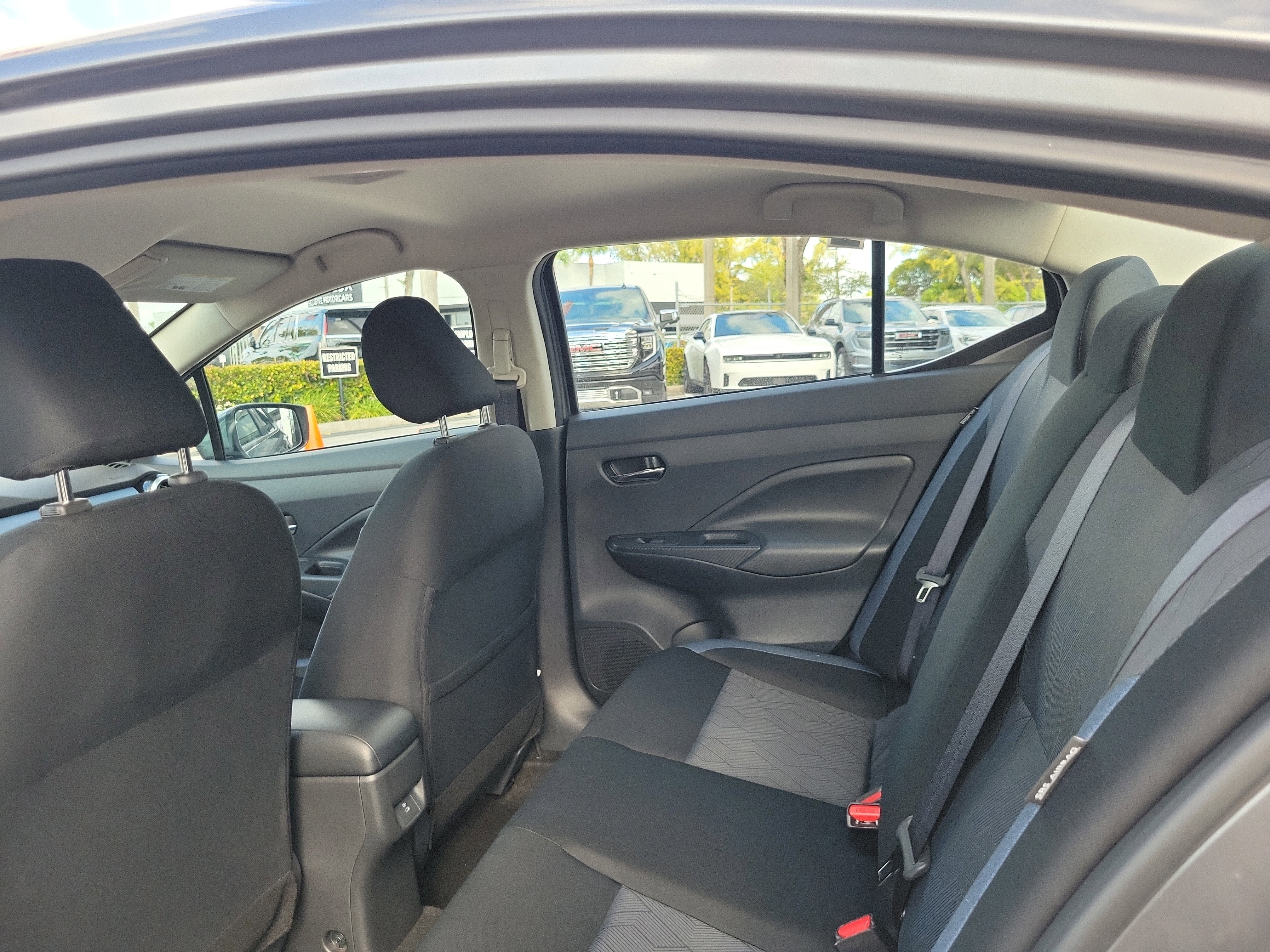 2025 Nissan Versa SV