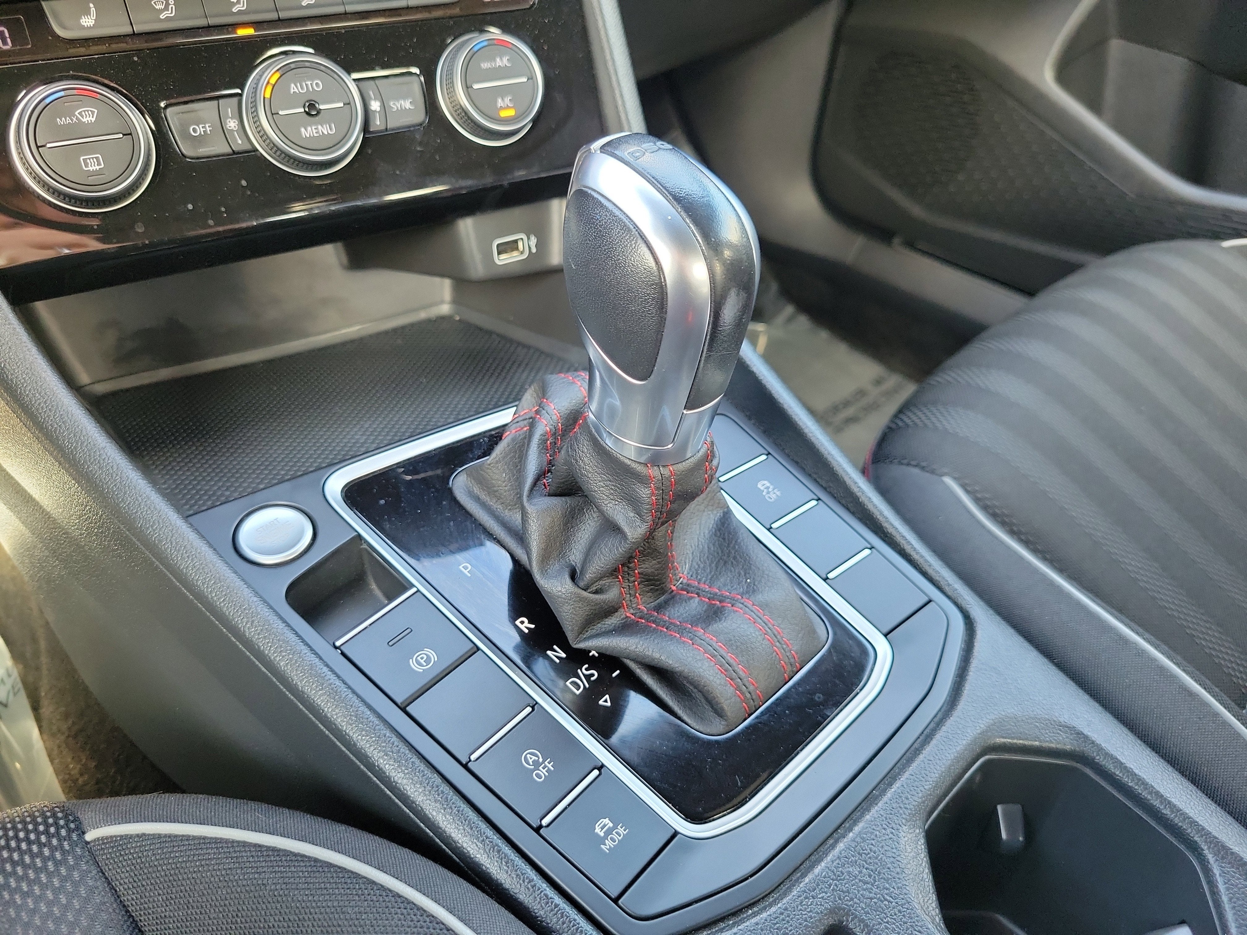 2019 Volkswagen Jetta GLI S