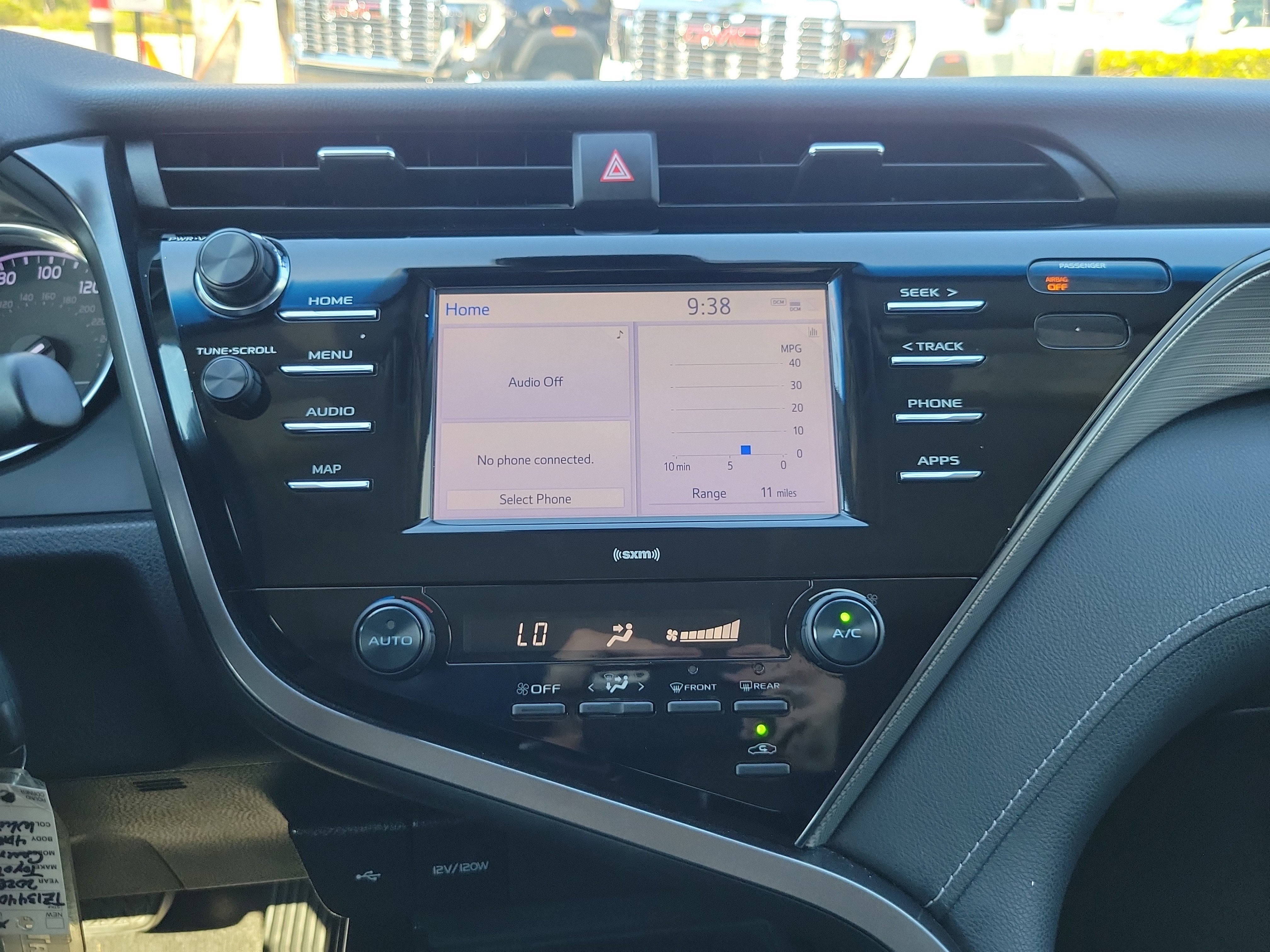 2020 Toyota Camry SE