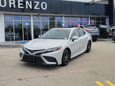 2024 Toyota Camry SE