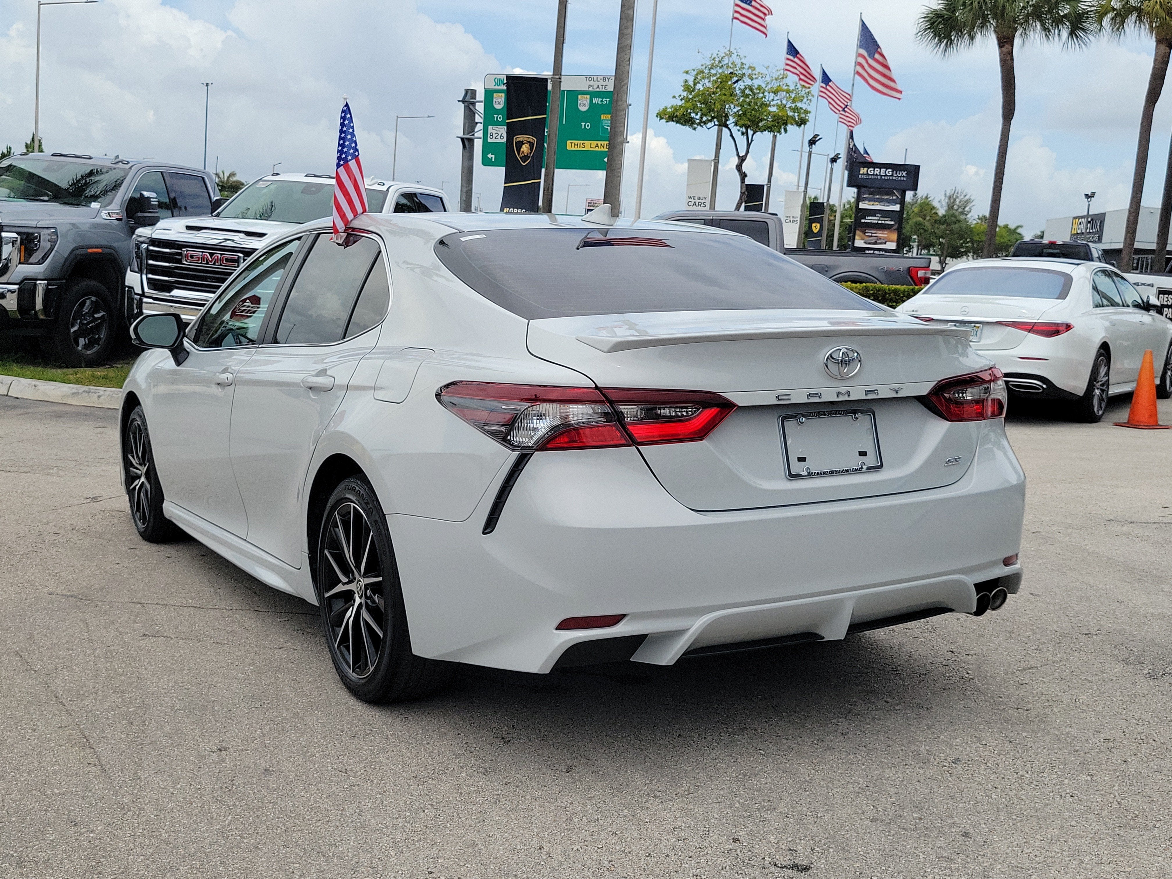 2024 Toyota Camry SE