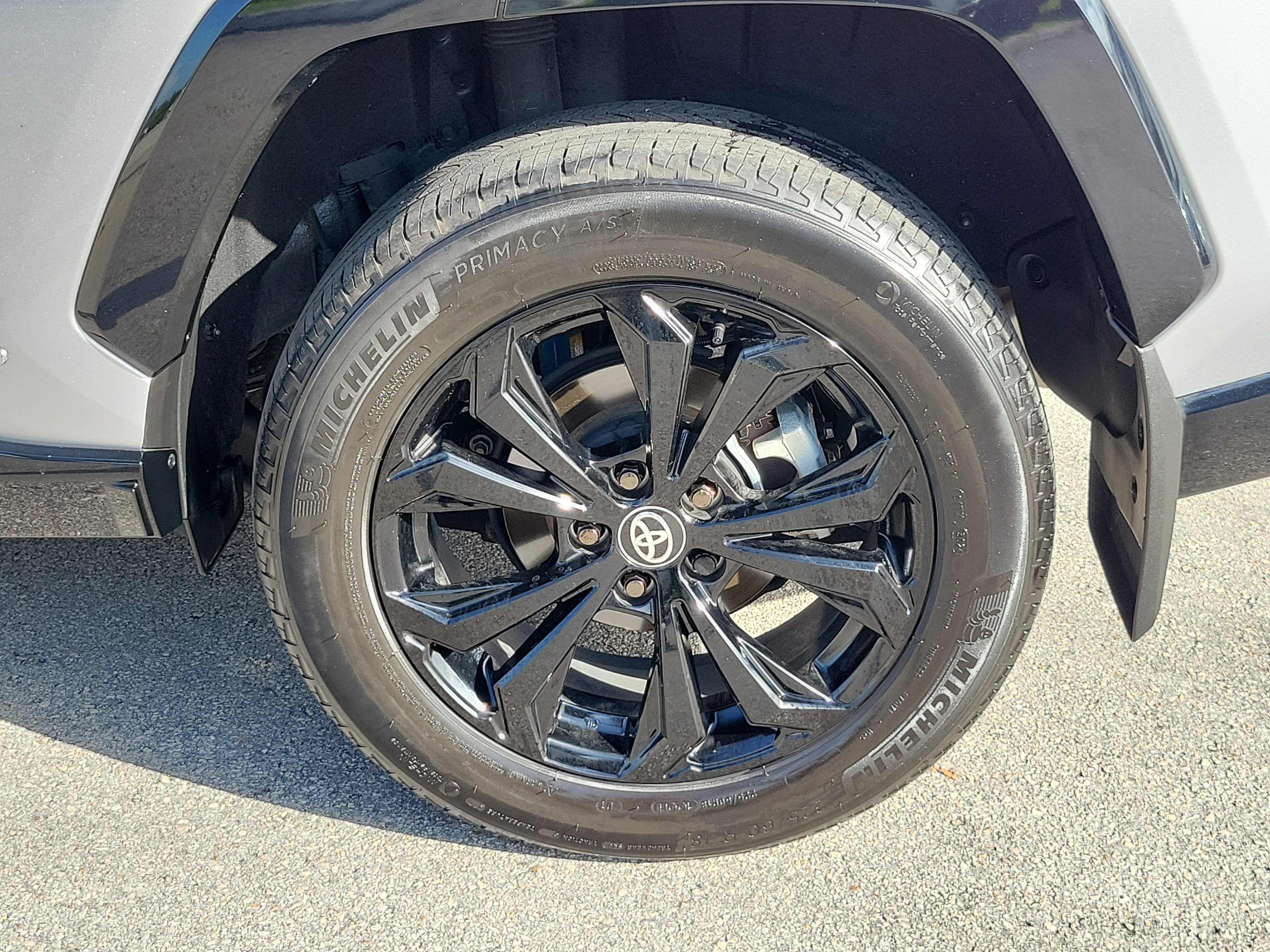 2024 Toyota RAV4 Hybrid SE