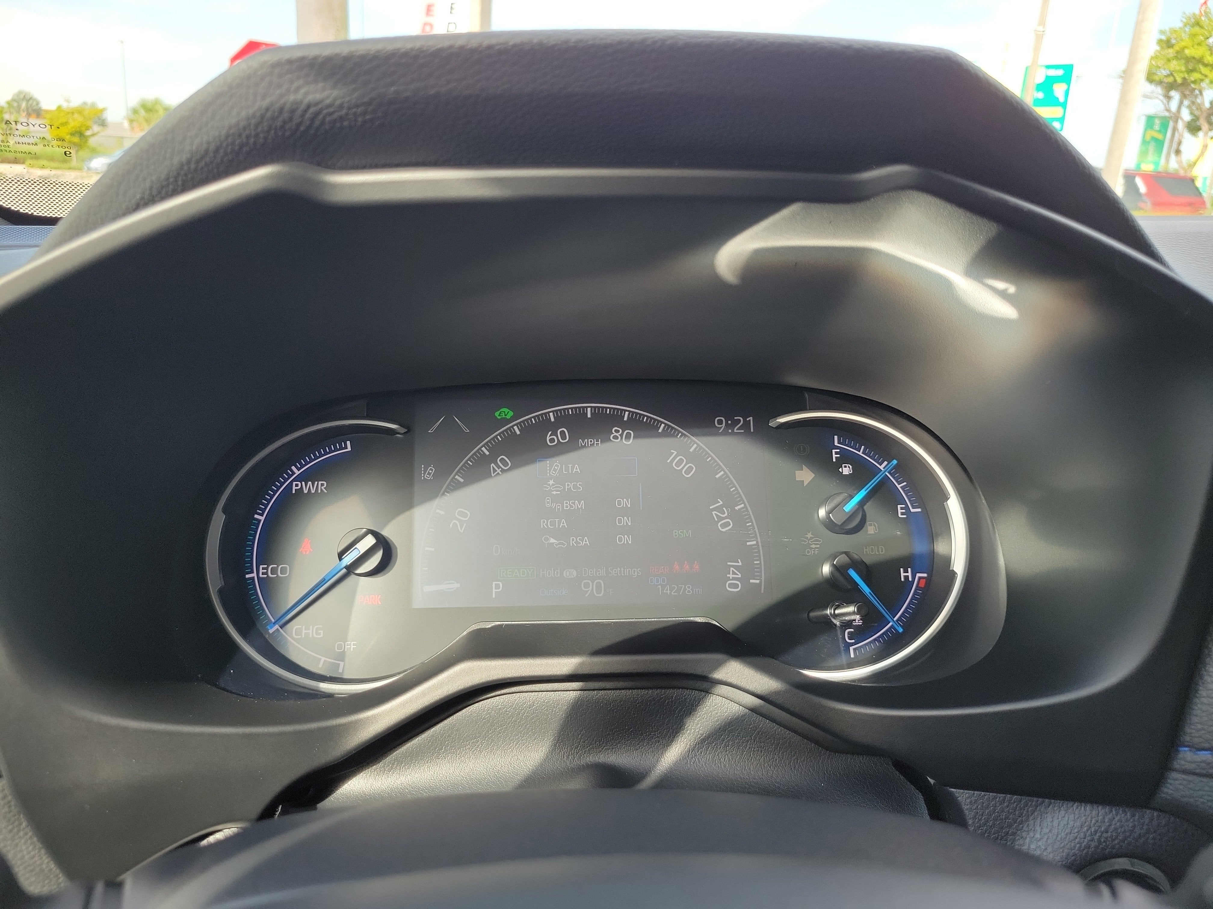 2024 Toyota RAV4 Hybrid SE