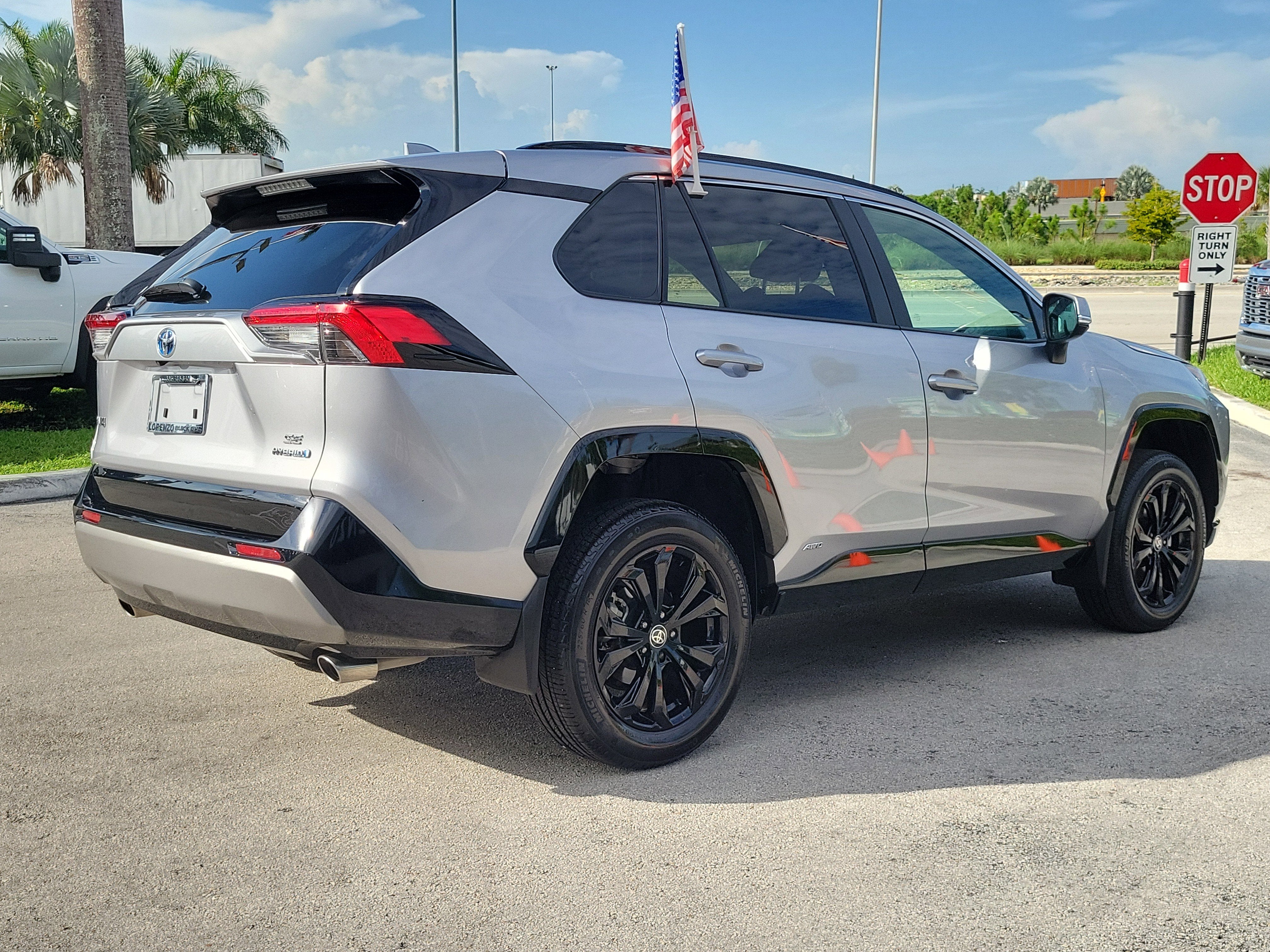 2024 Toyota RAV4 Hybrid SE