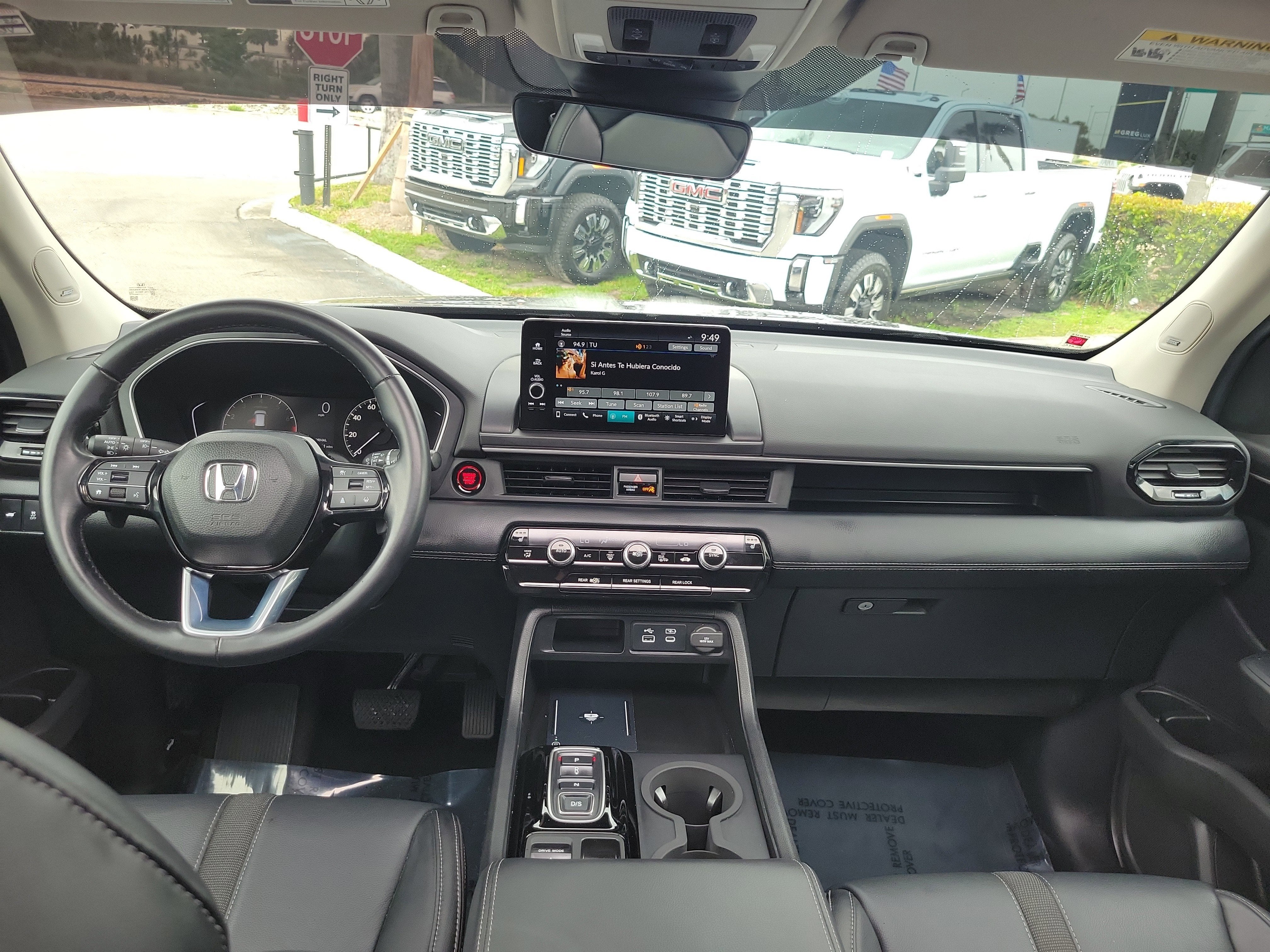 2024 Honda Pilot Touring