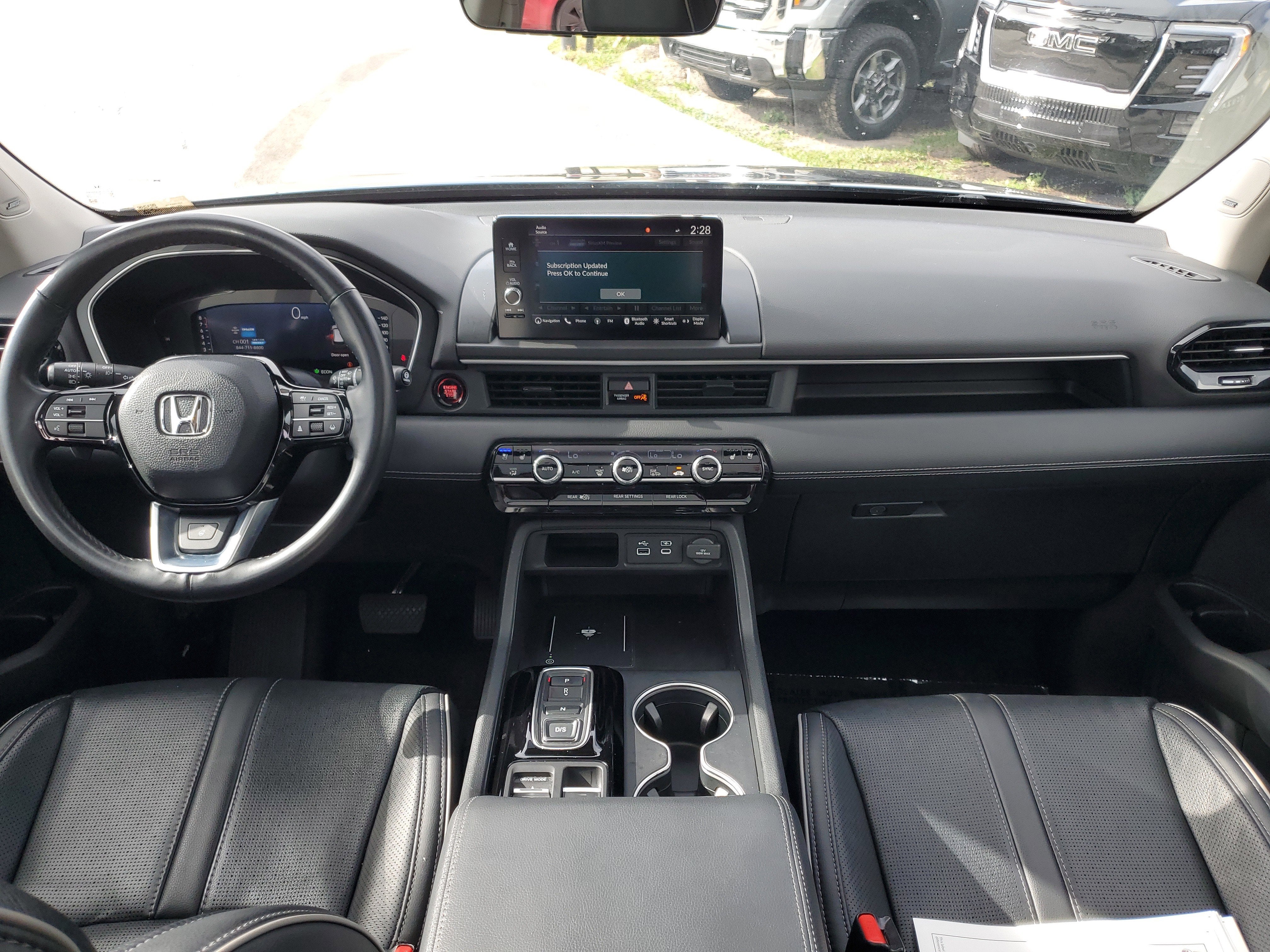 2023 Honda Pilot Elite