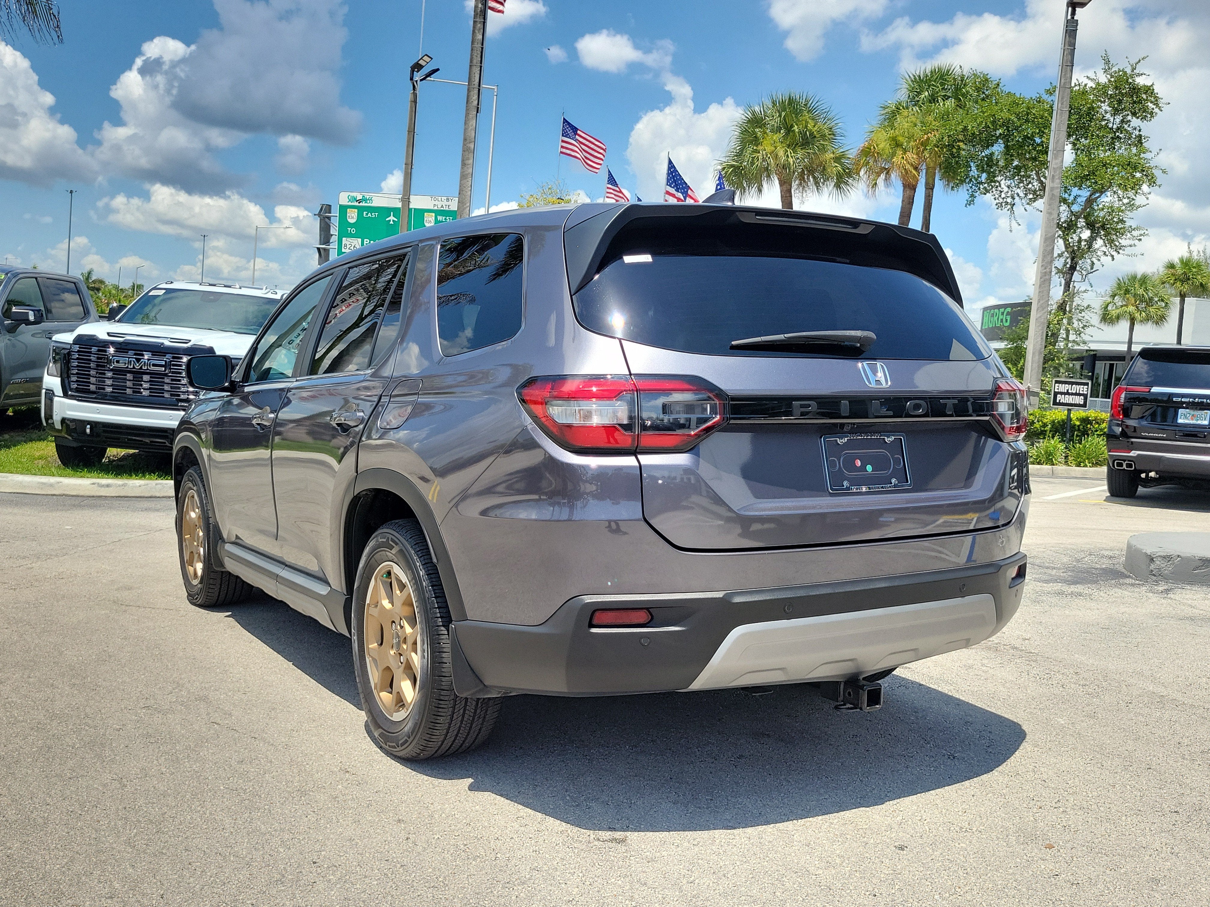 2024 Honda Pilot EX-L 8 Passenger