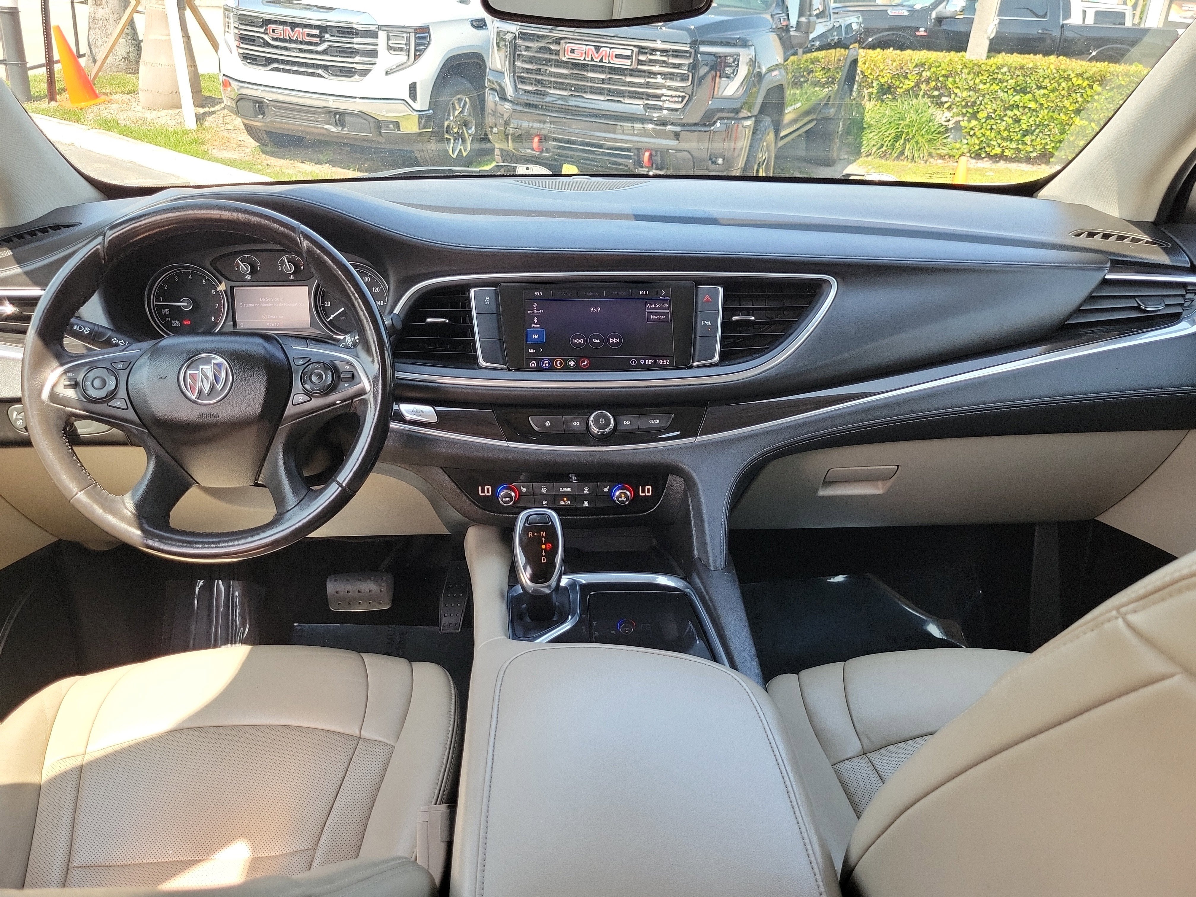 2020 Buick Enclave Essence