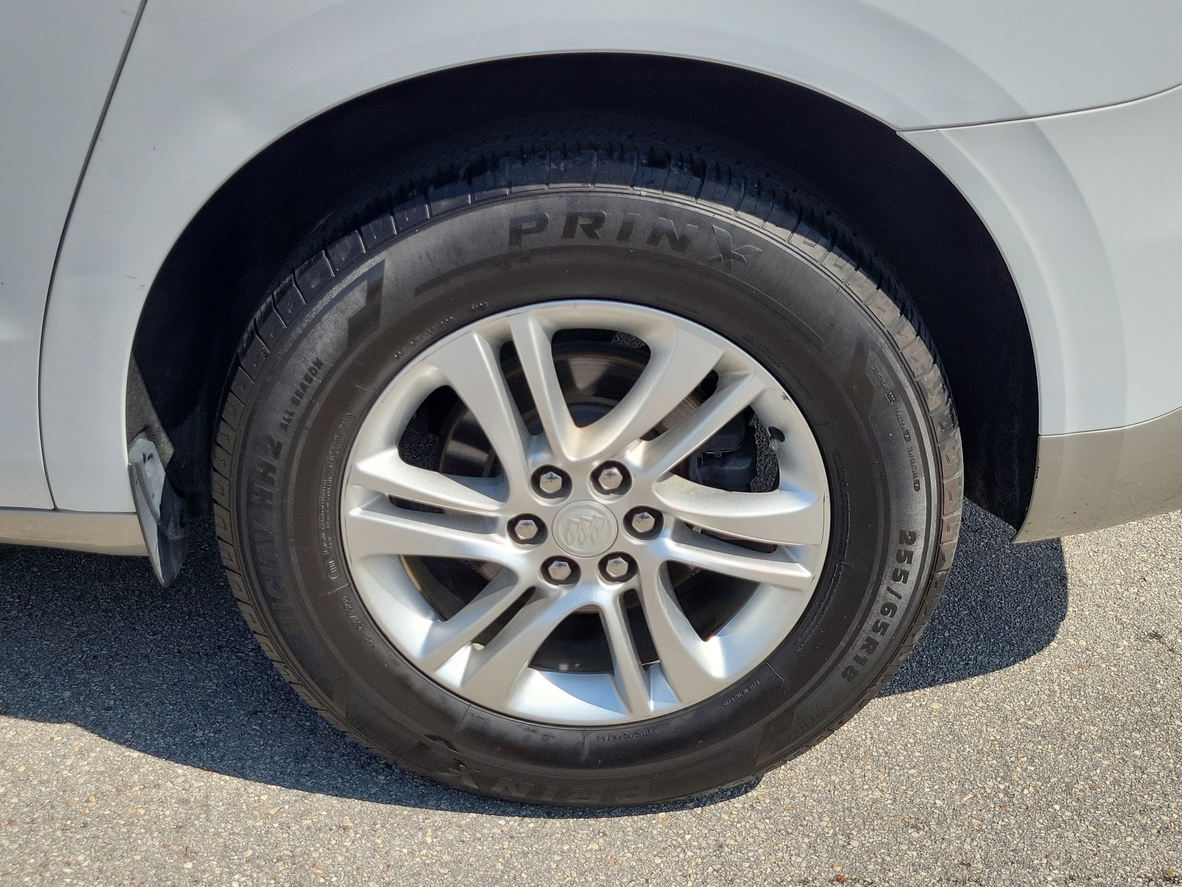 2020 Buick Enclave Essence
