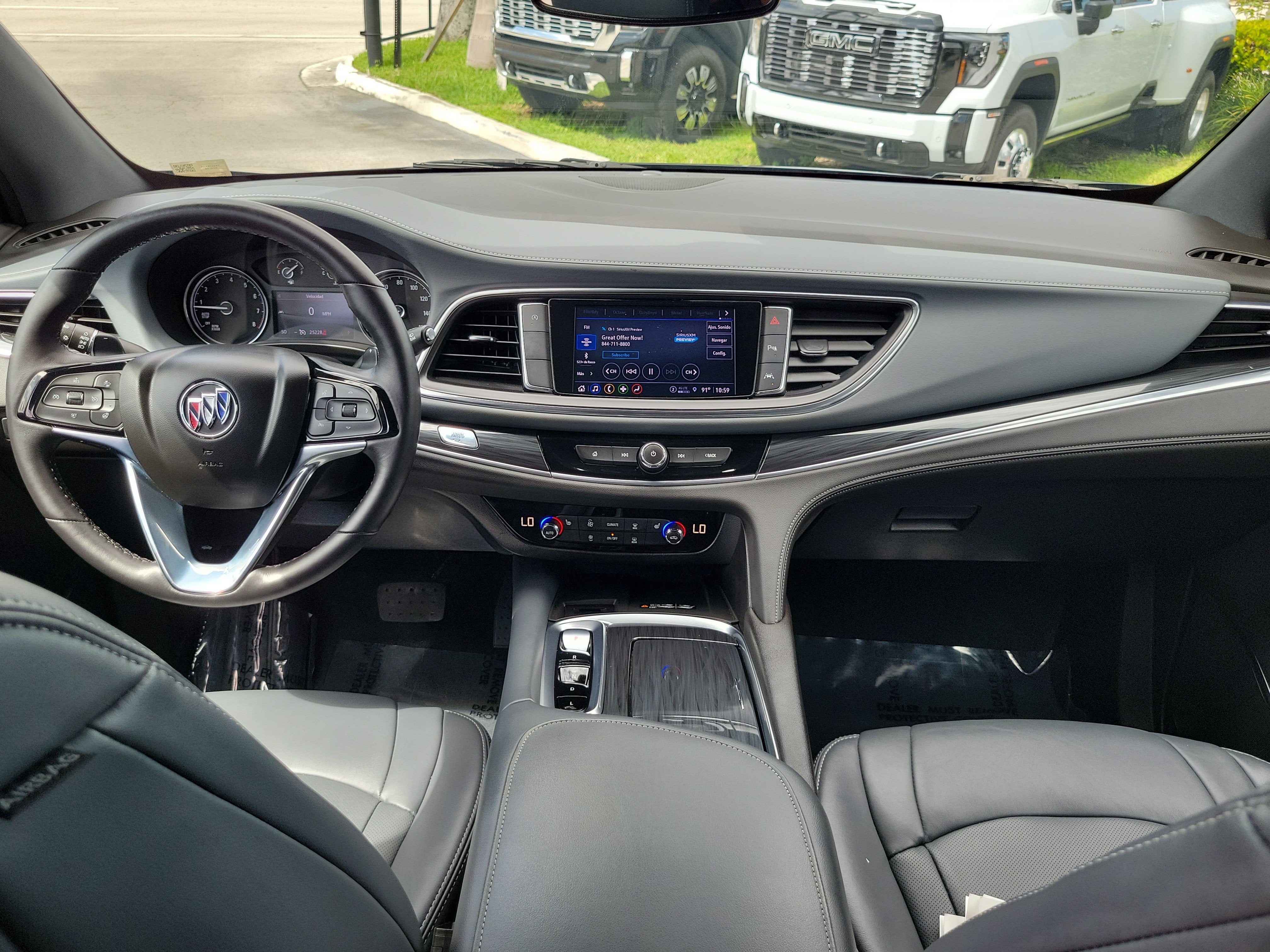 2022 Buick Enclave Essence