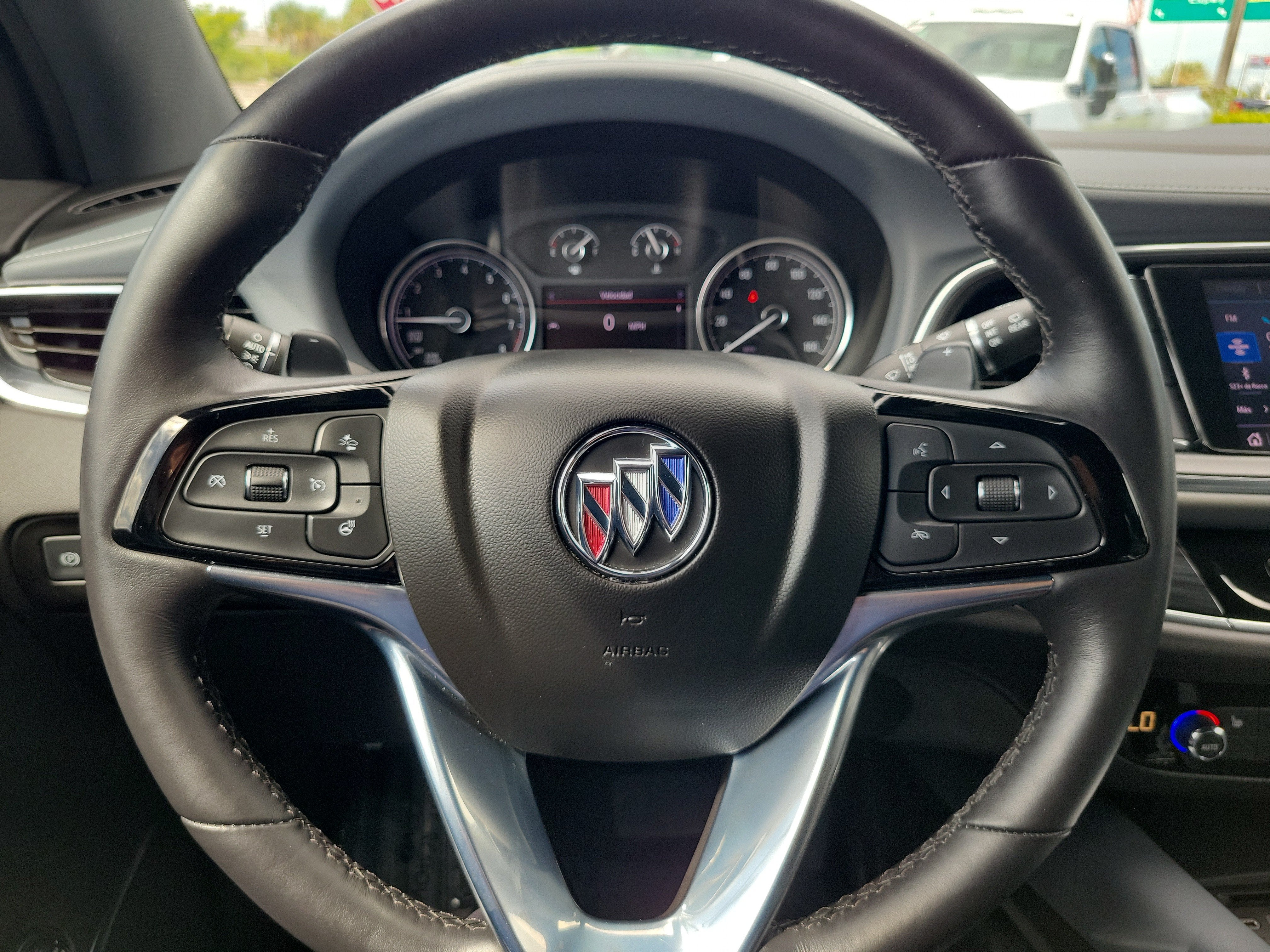 2022 Buick Enclave Essence