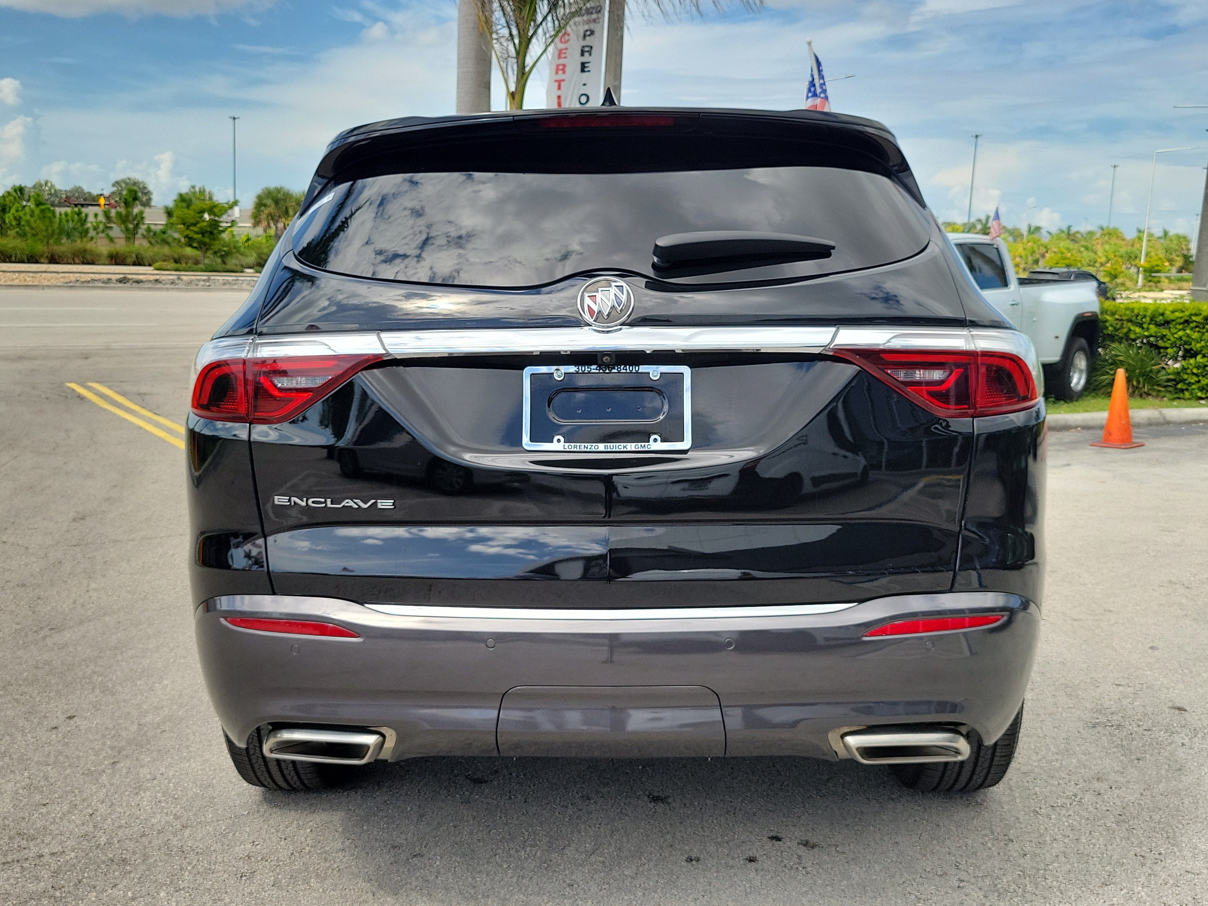 2022 Buick Enclave Essence