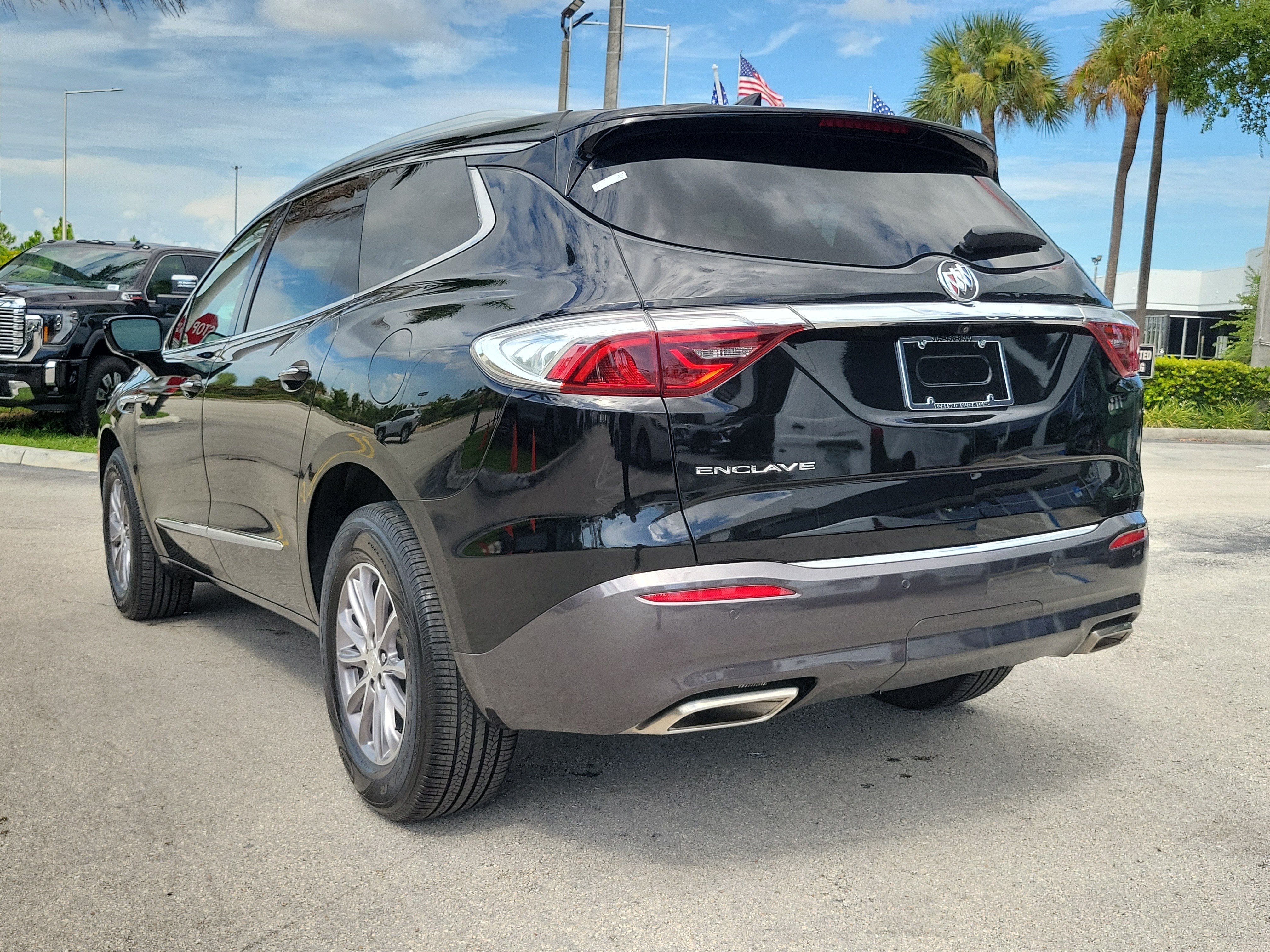 2022 Buick Enclave Essence