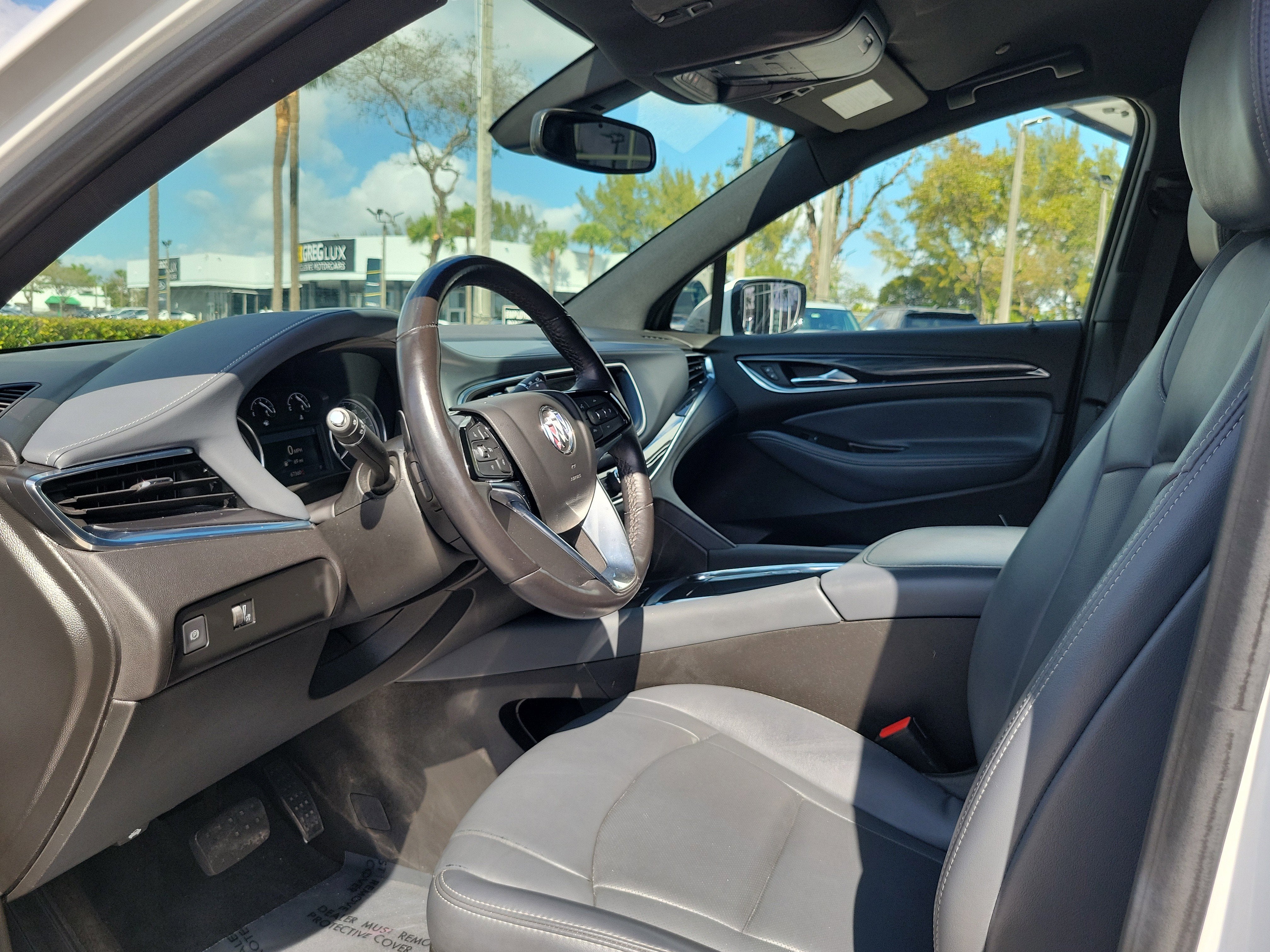 2023 Buick Enclave Essence