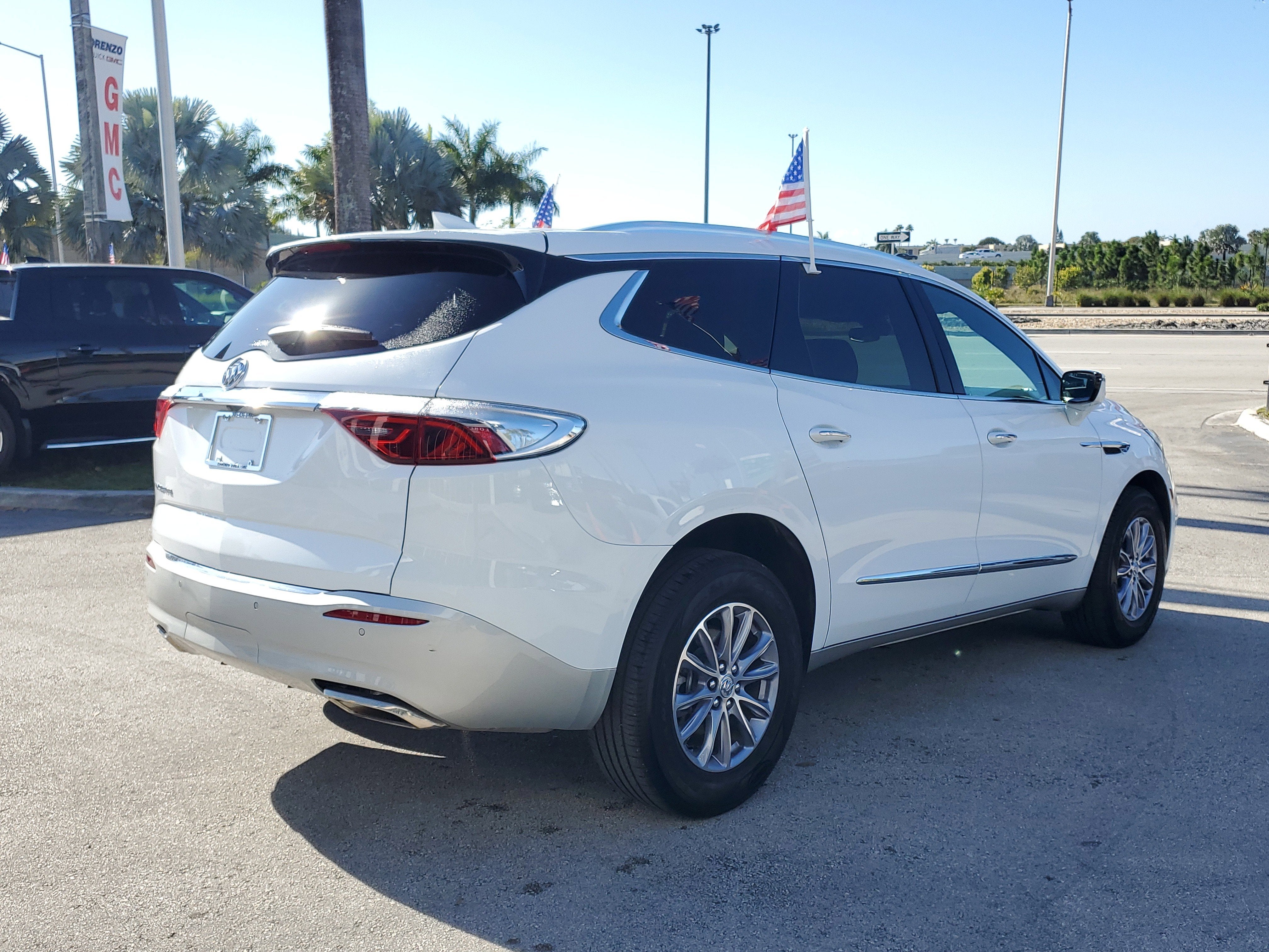 2024 Buick Enclave Essence