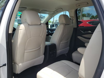 2022 Buick Enclave Essence