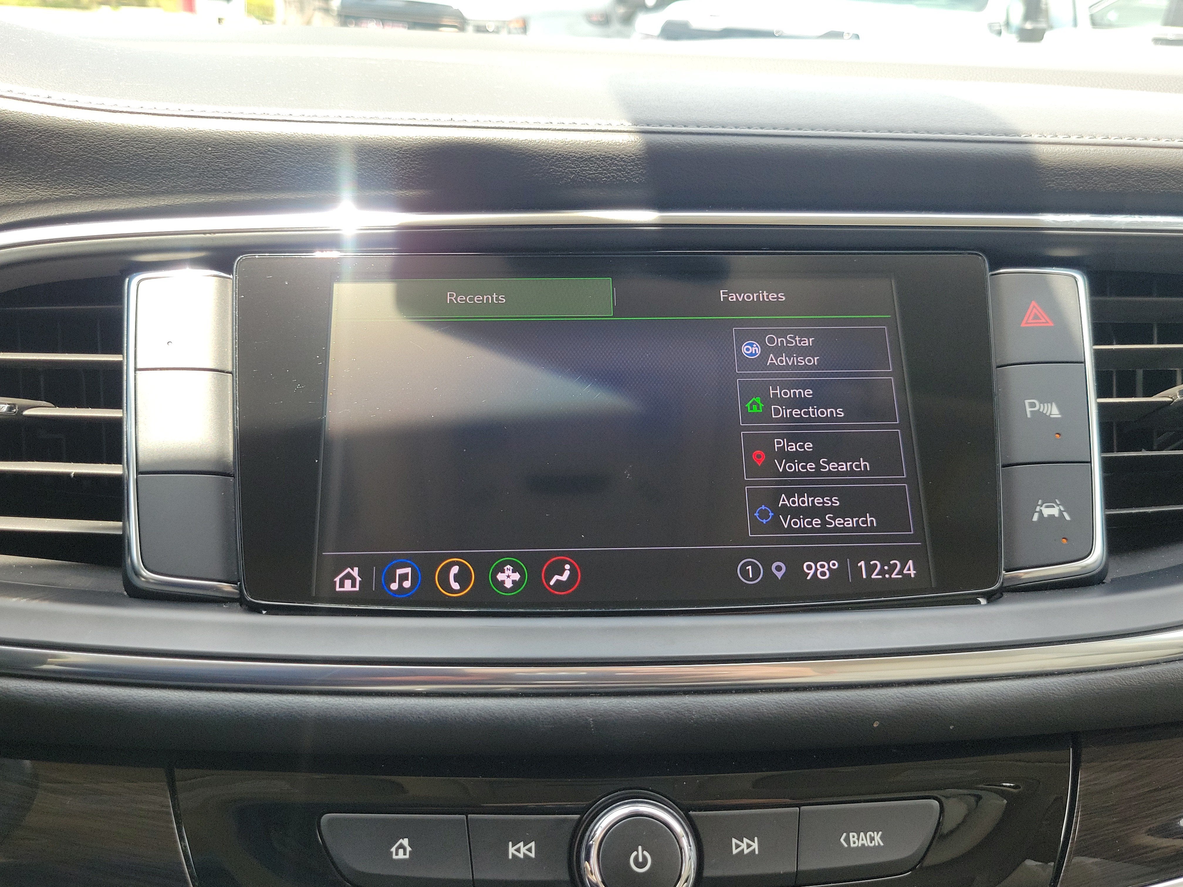 2022 Buick Enclave Essence