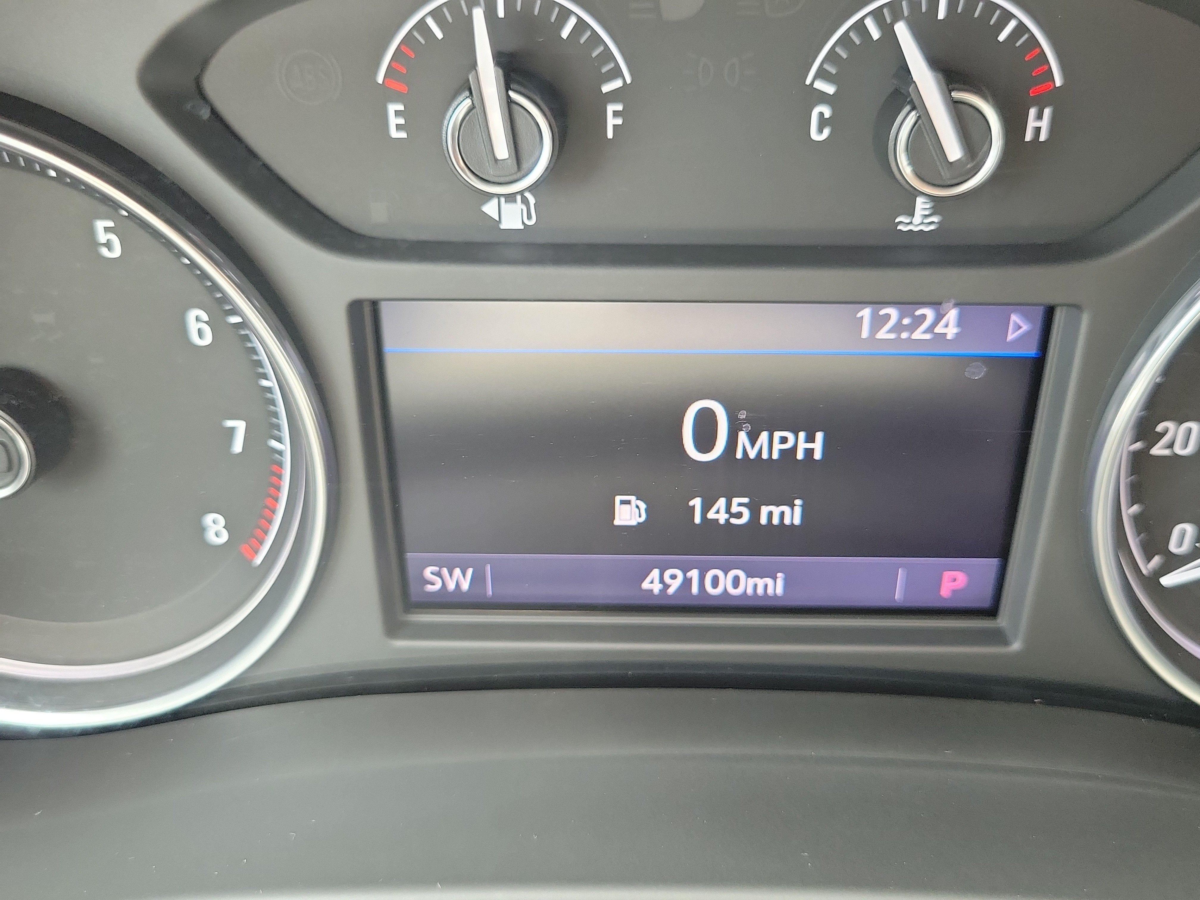 2022 Buick Enclave Essence