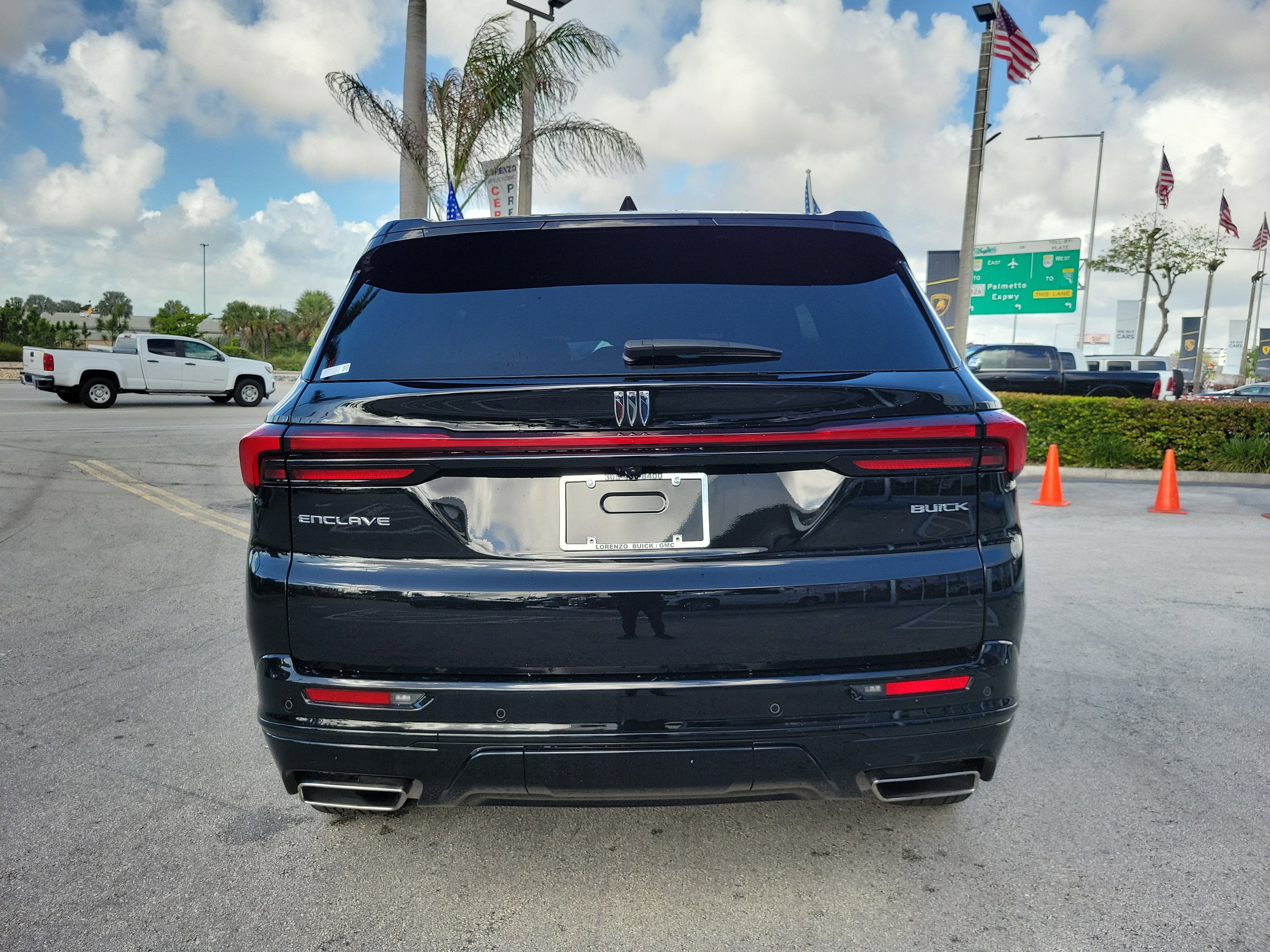 2025 Buick Enclave Sport Touring
