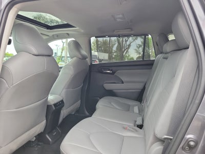 2021 Toyota Highlander XLE