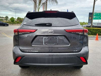 2021 Toyota Highlander XLE