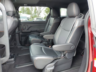 2022 Toyota Sienna XSE