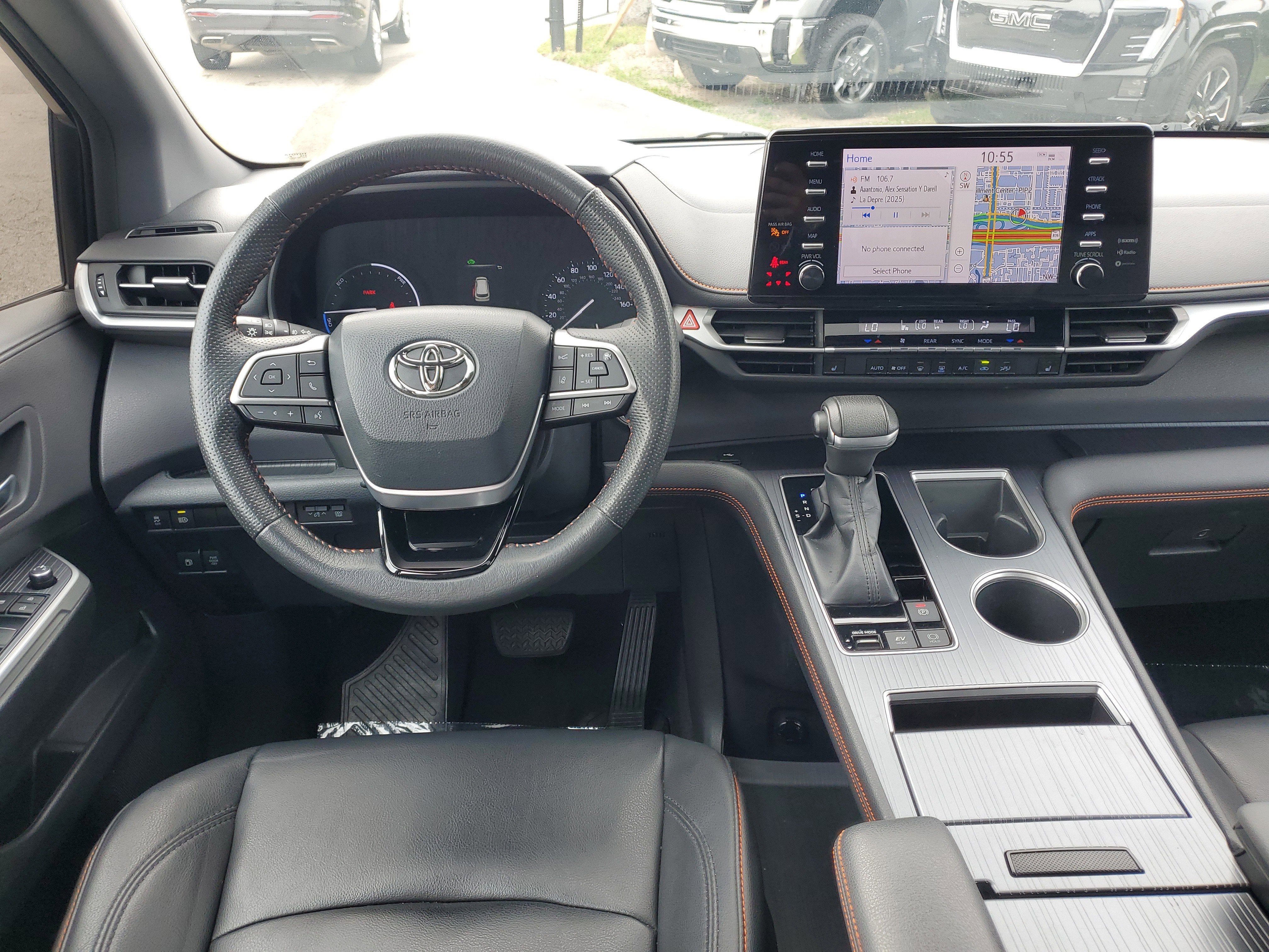 2022 Toyota Sienna XSE