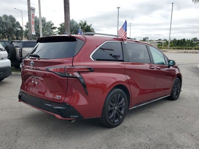 2022 Toyota Sienna XSE