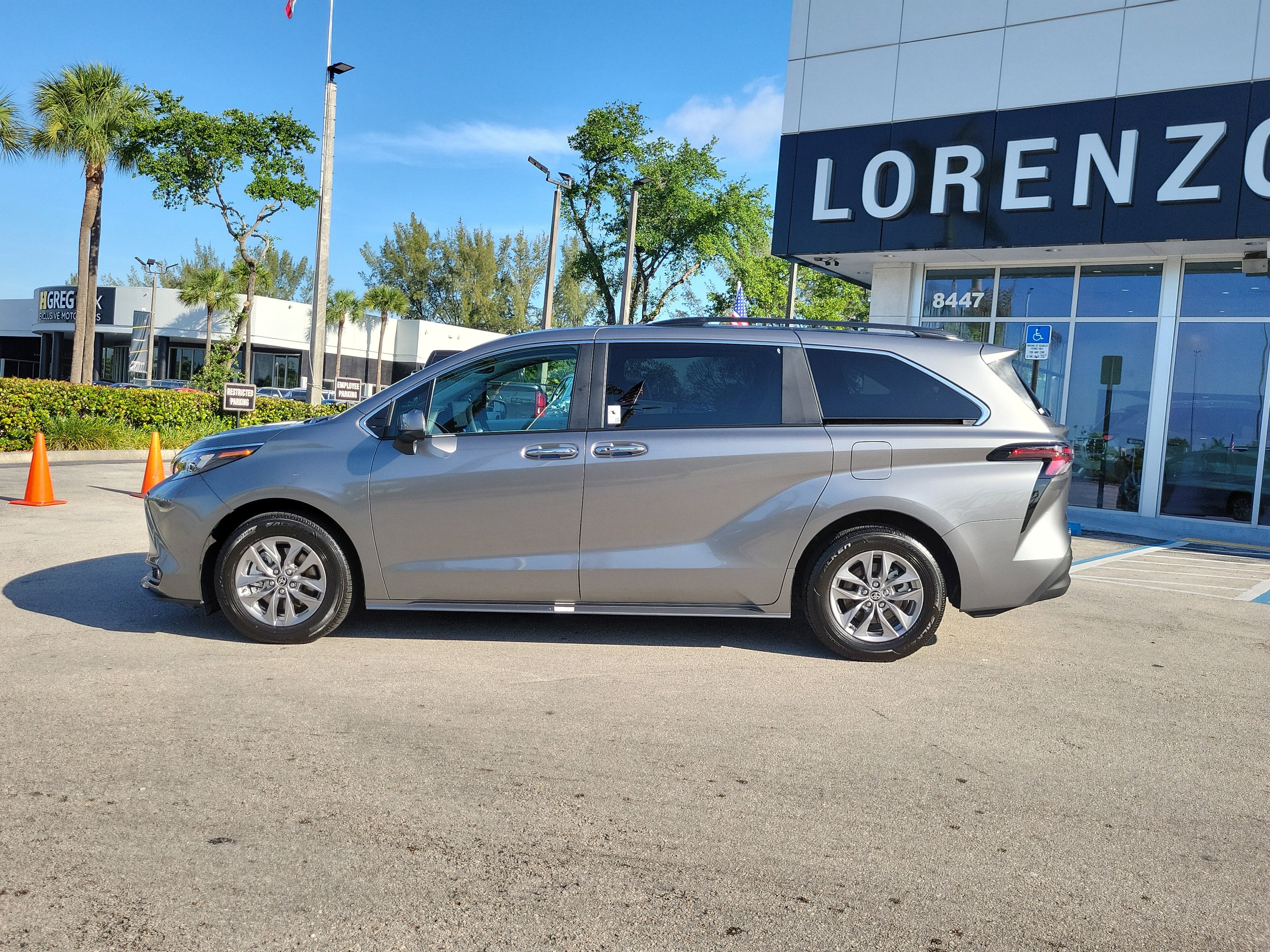 2026 Toyota Sienna XLE