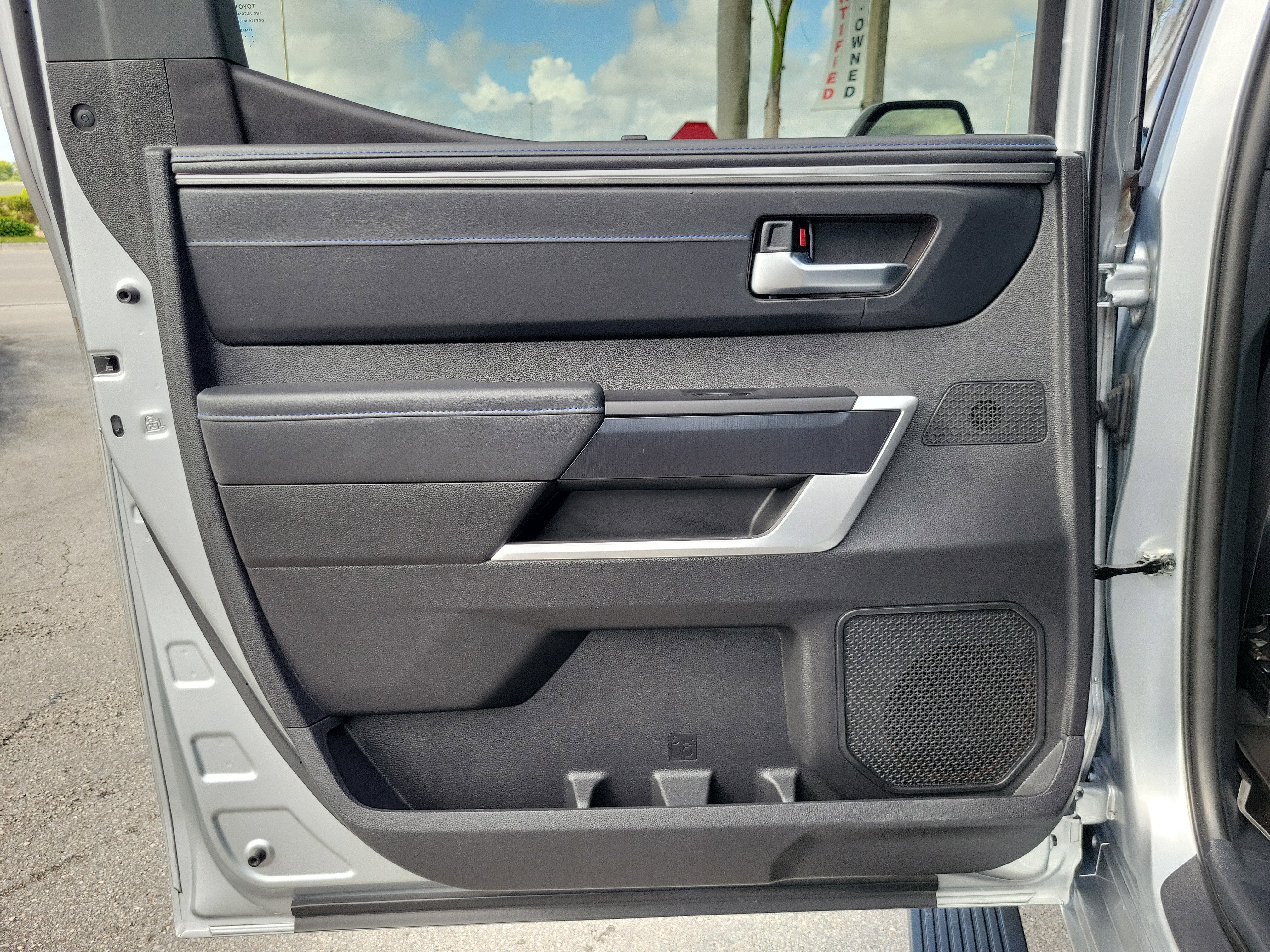 2023 Toyota Tundra 4WD Platinum