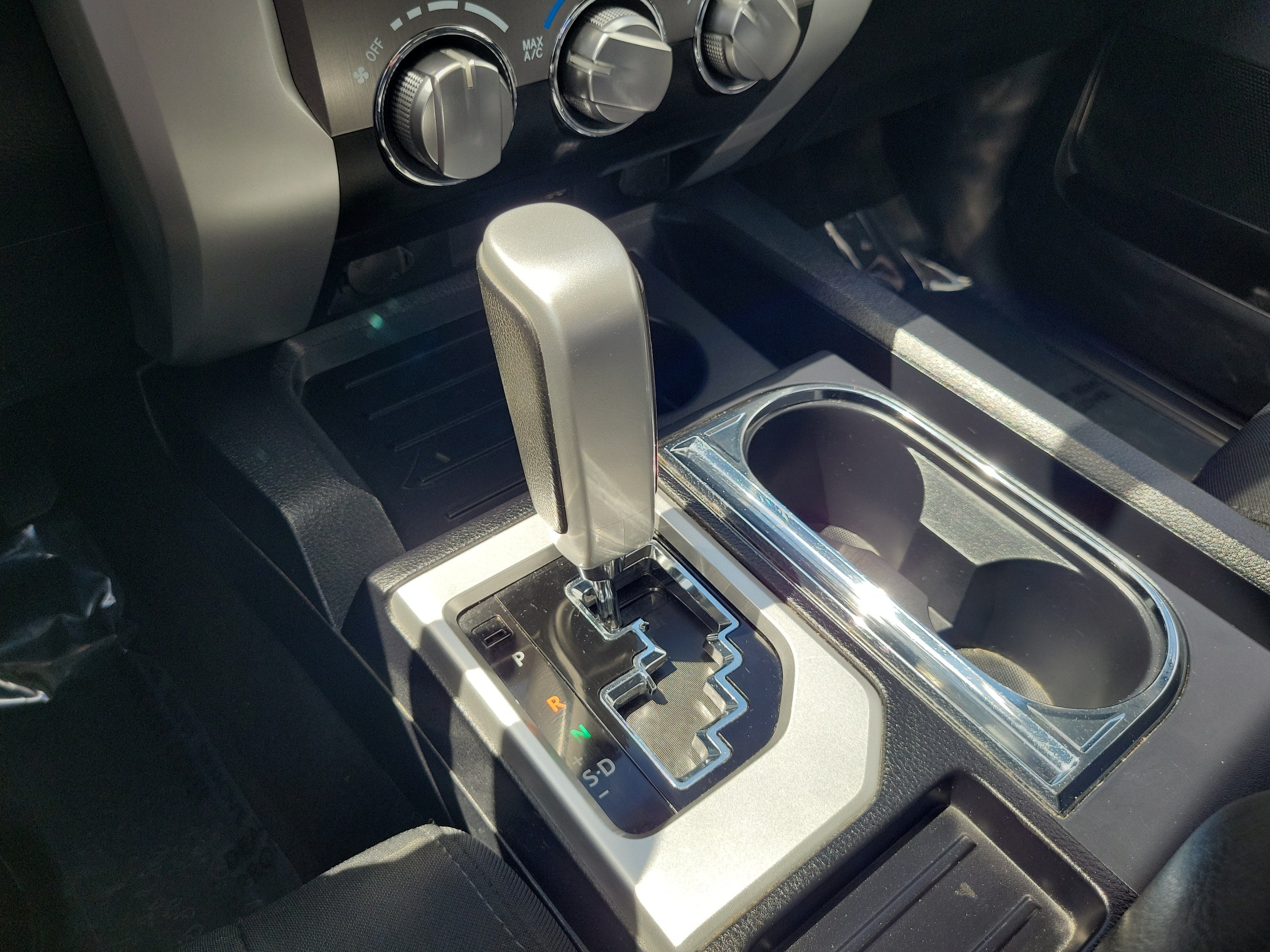 2017 Toyota Tundra 2WD SR