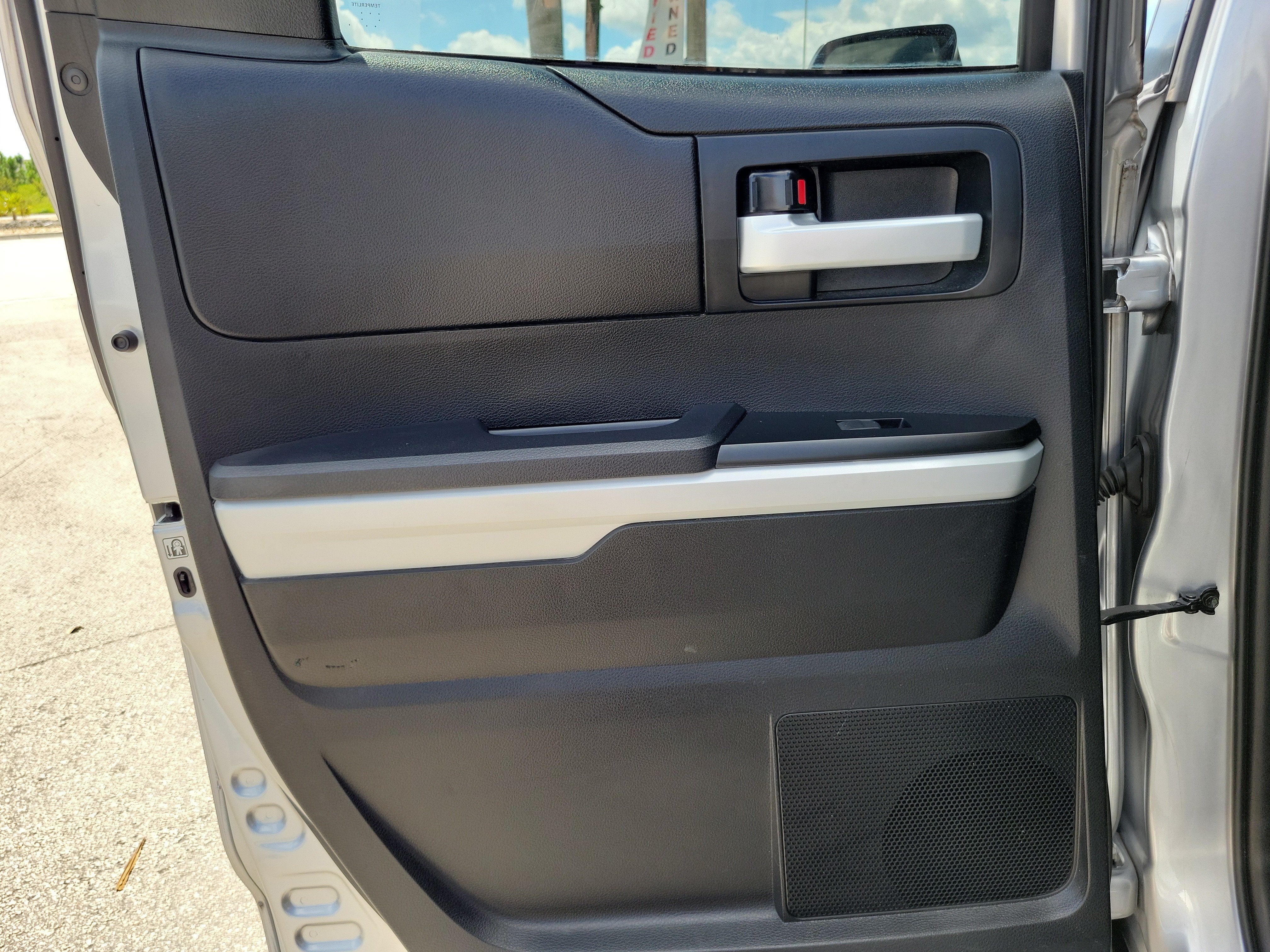 2017 Toyota Tundra 2WD SR