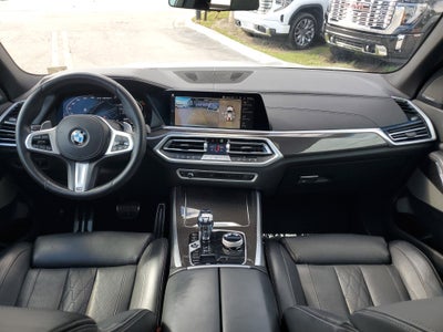 2021 BMW X5 M50i