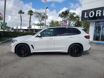 2021 BMW X5 M50i