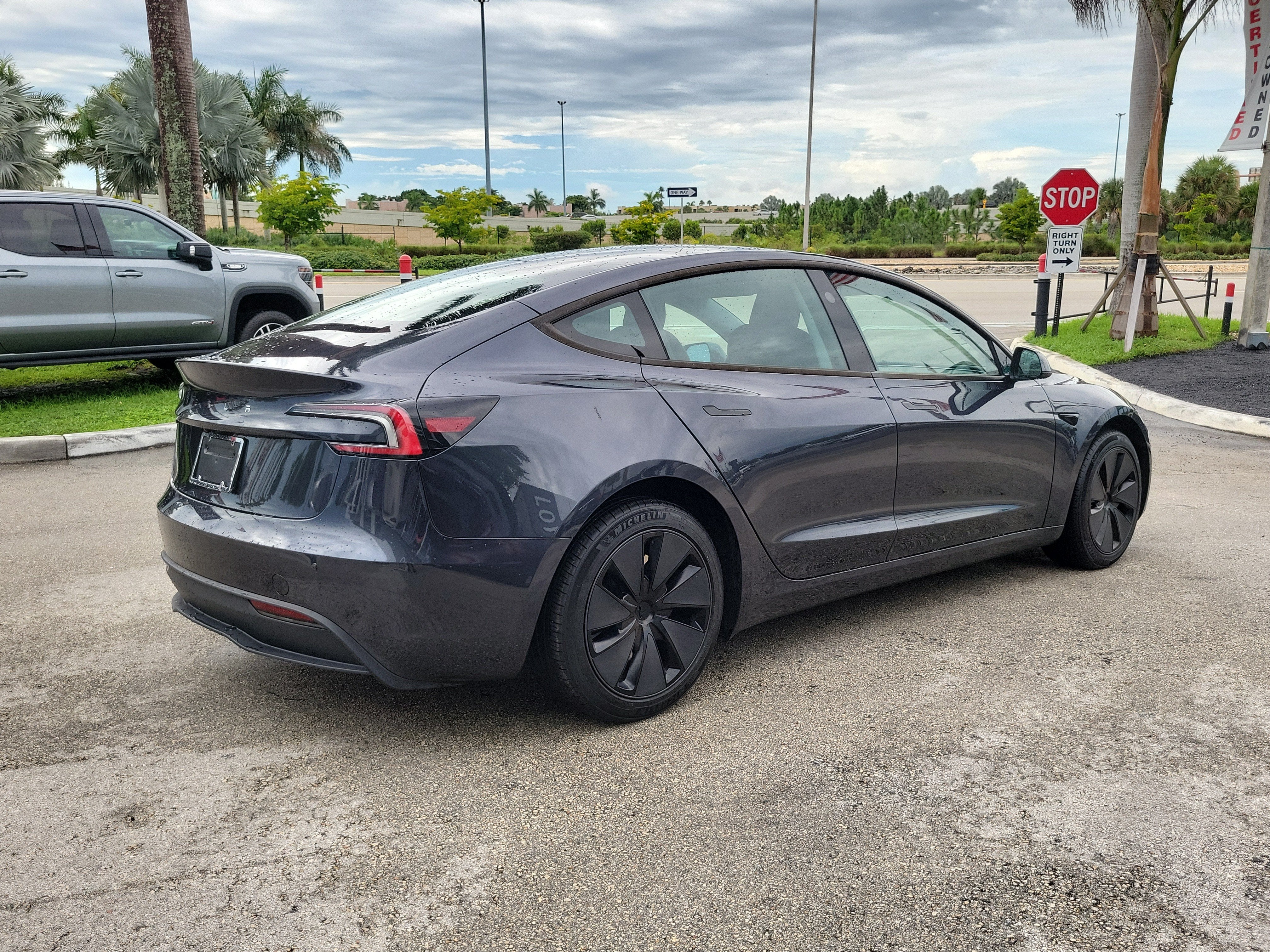 2025 Tesla Model 3 Long Range