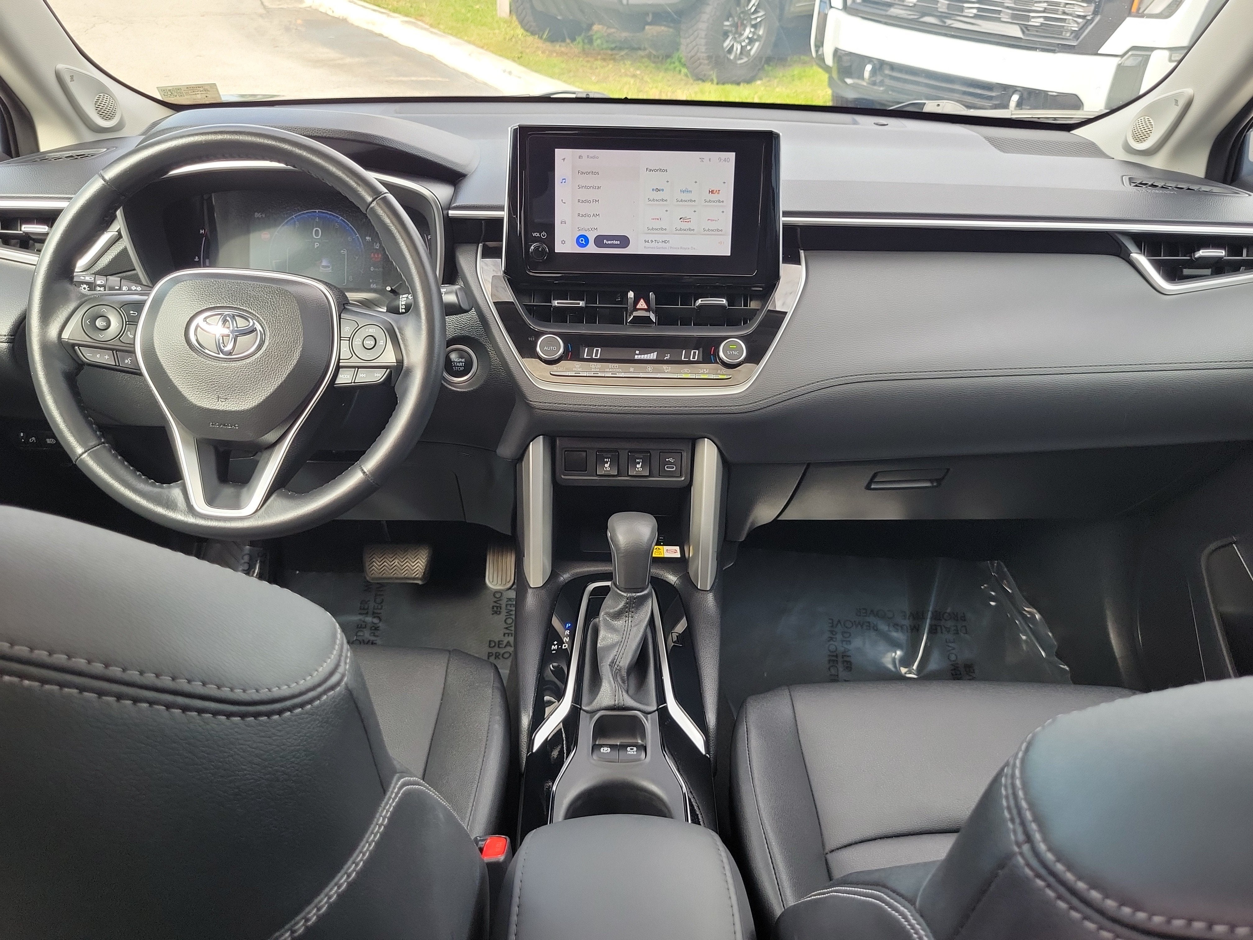 2023 Toyota Corolla Cross XLE