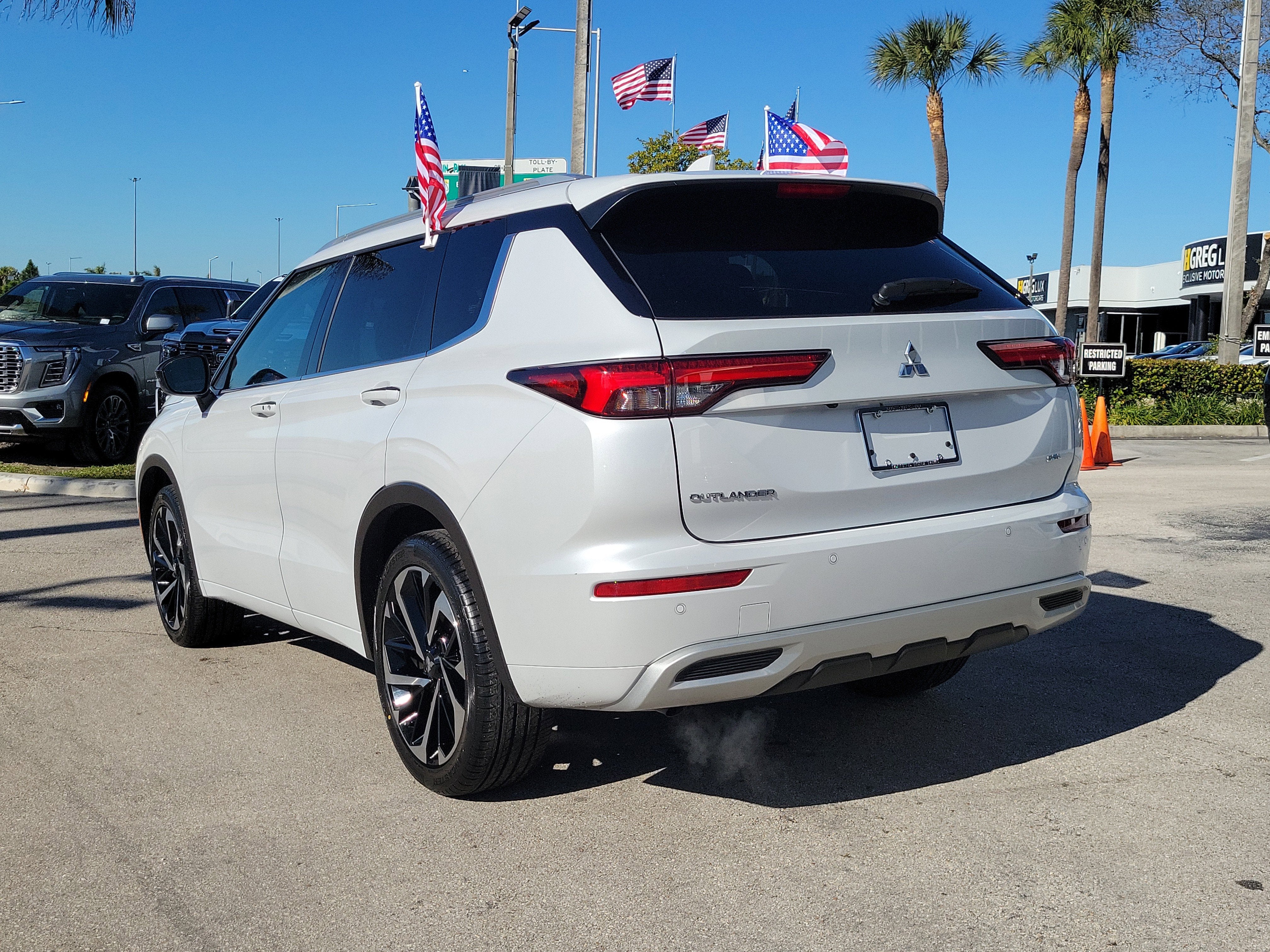 2024 Mitsubishi Outlander SEL