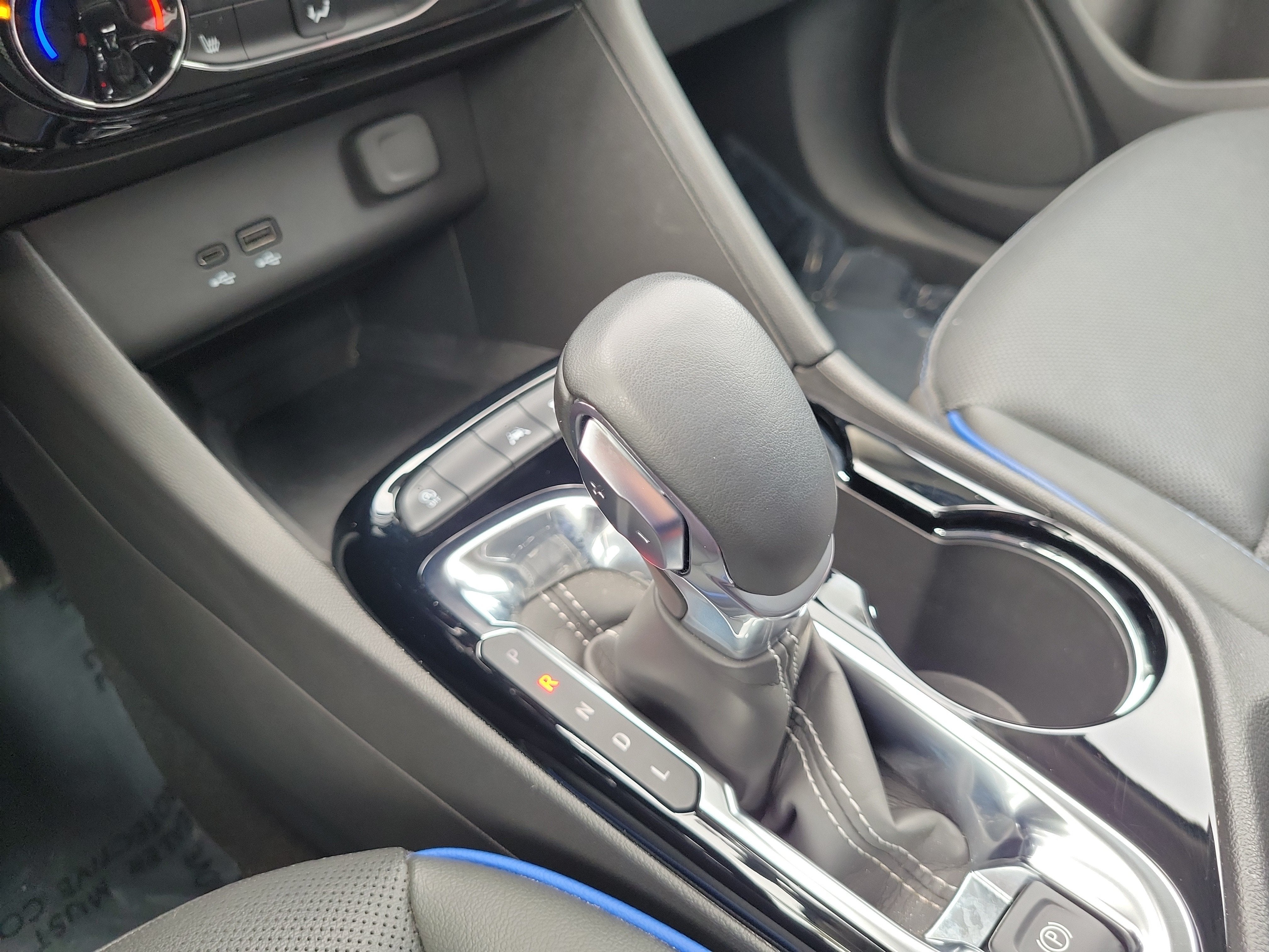 2025 Buick Encore GX Sport Touring