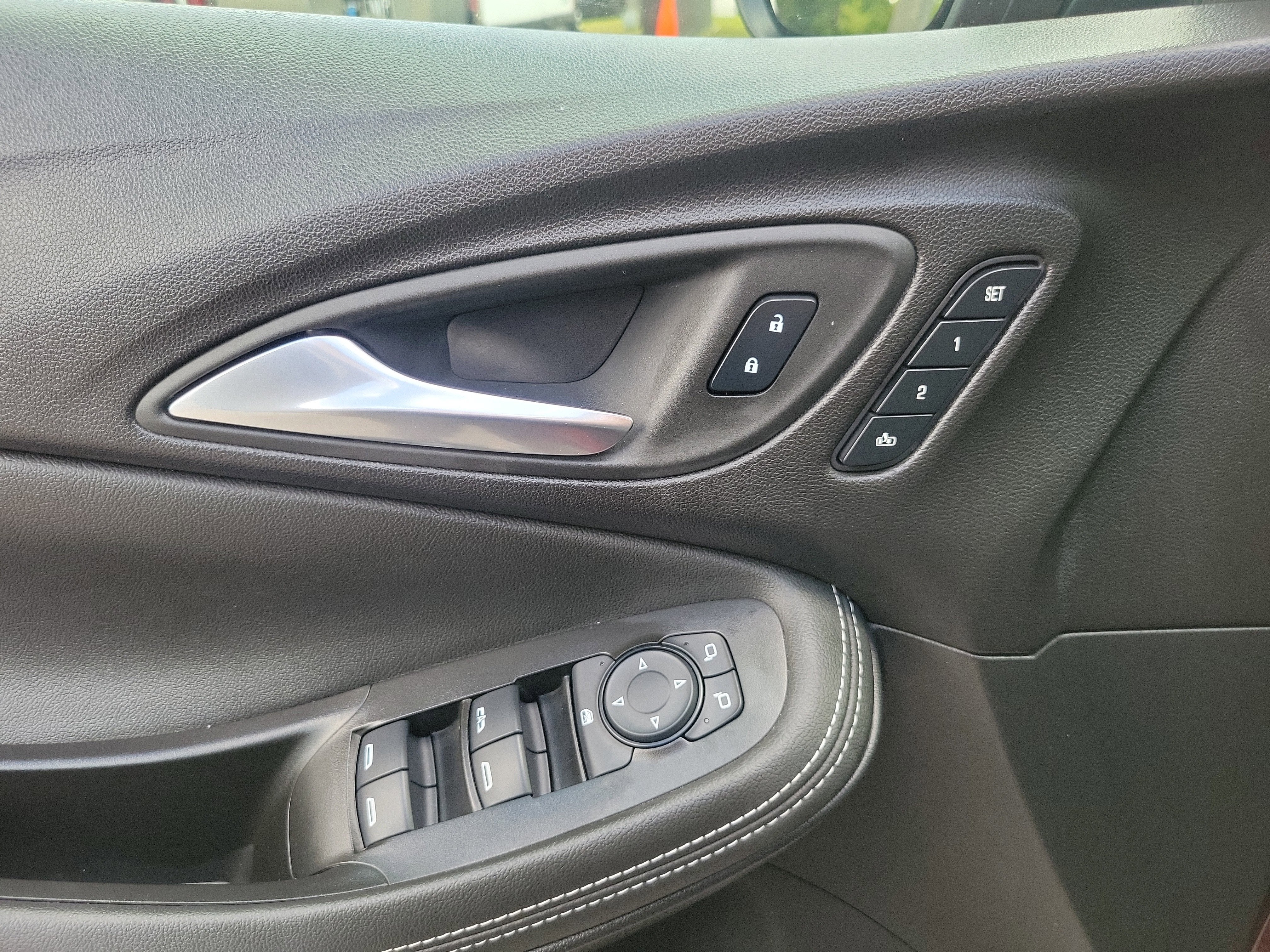 2024 Buick Encore GX Avenir