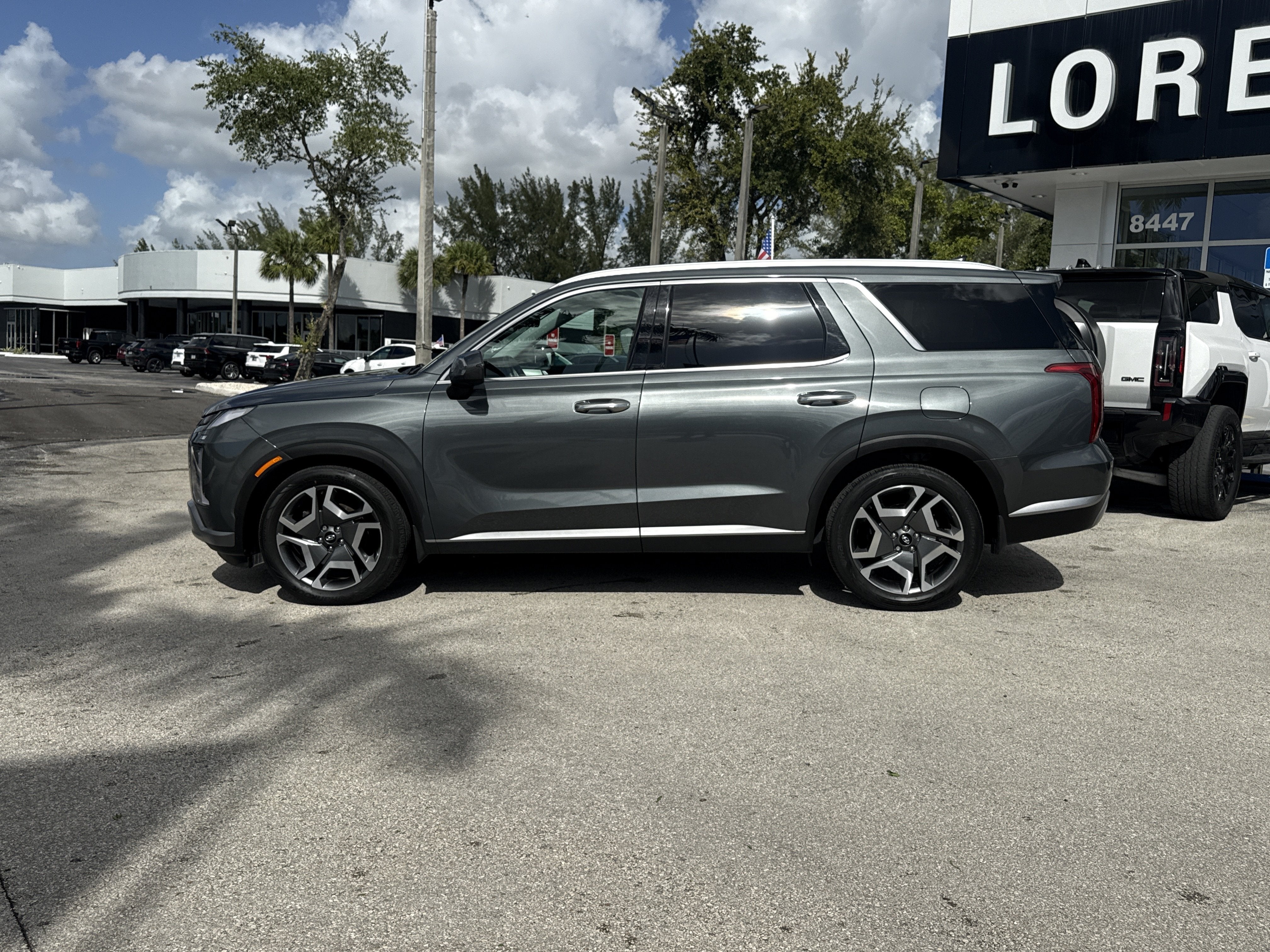 2025 Hyundai Palisade SEL Premium 8P