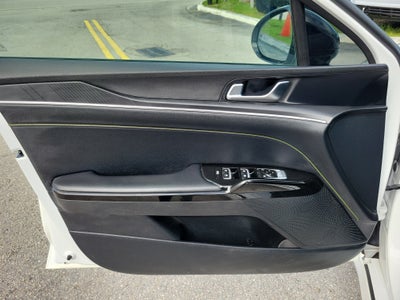 2025 Kia K5 GT
