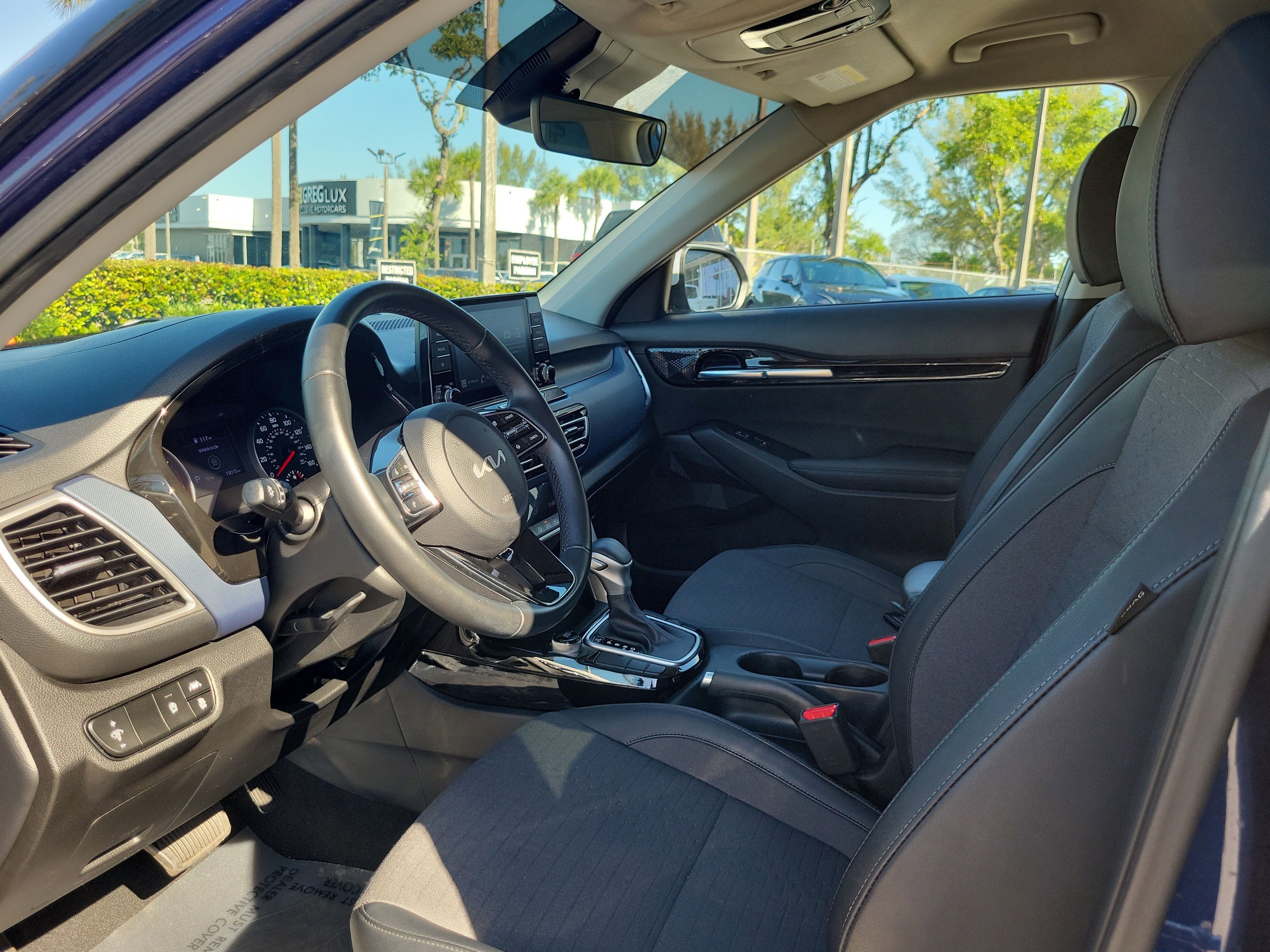 2023 Kia Seltos S