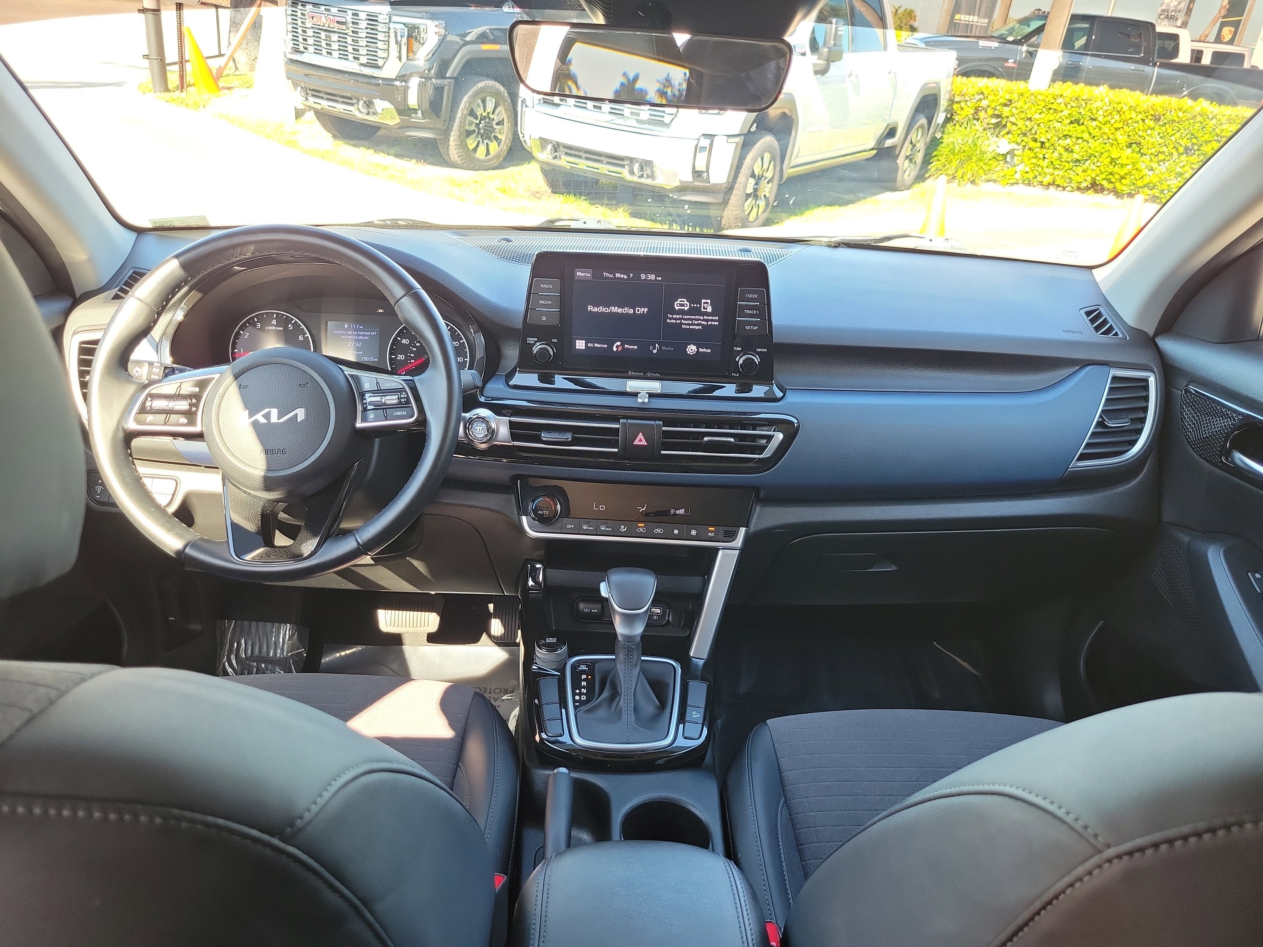 2023 Kia Seltos S