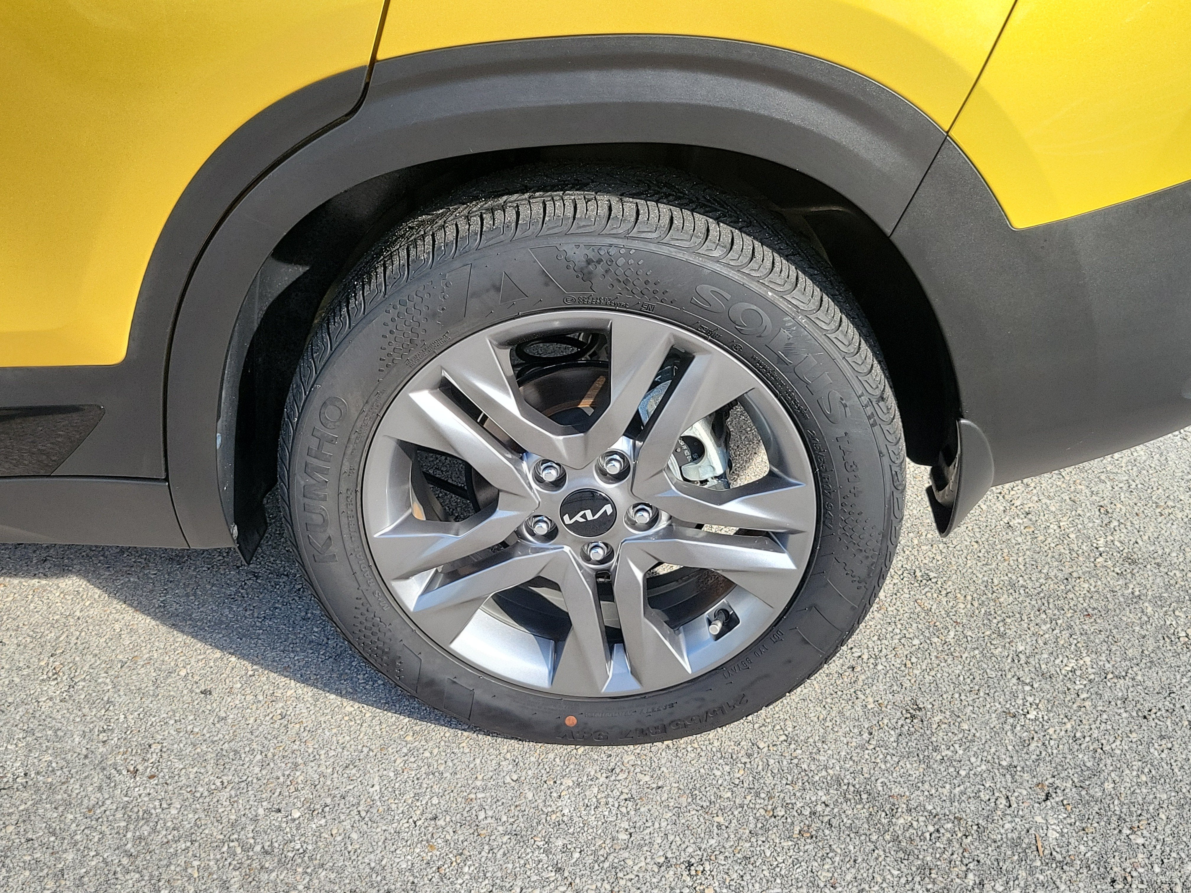 2023 Kia Seltos S