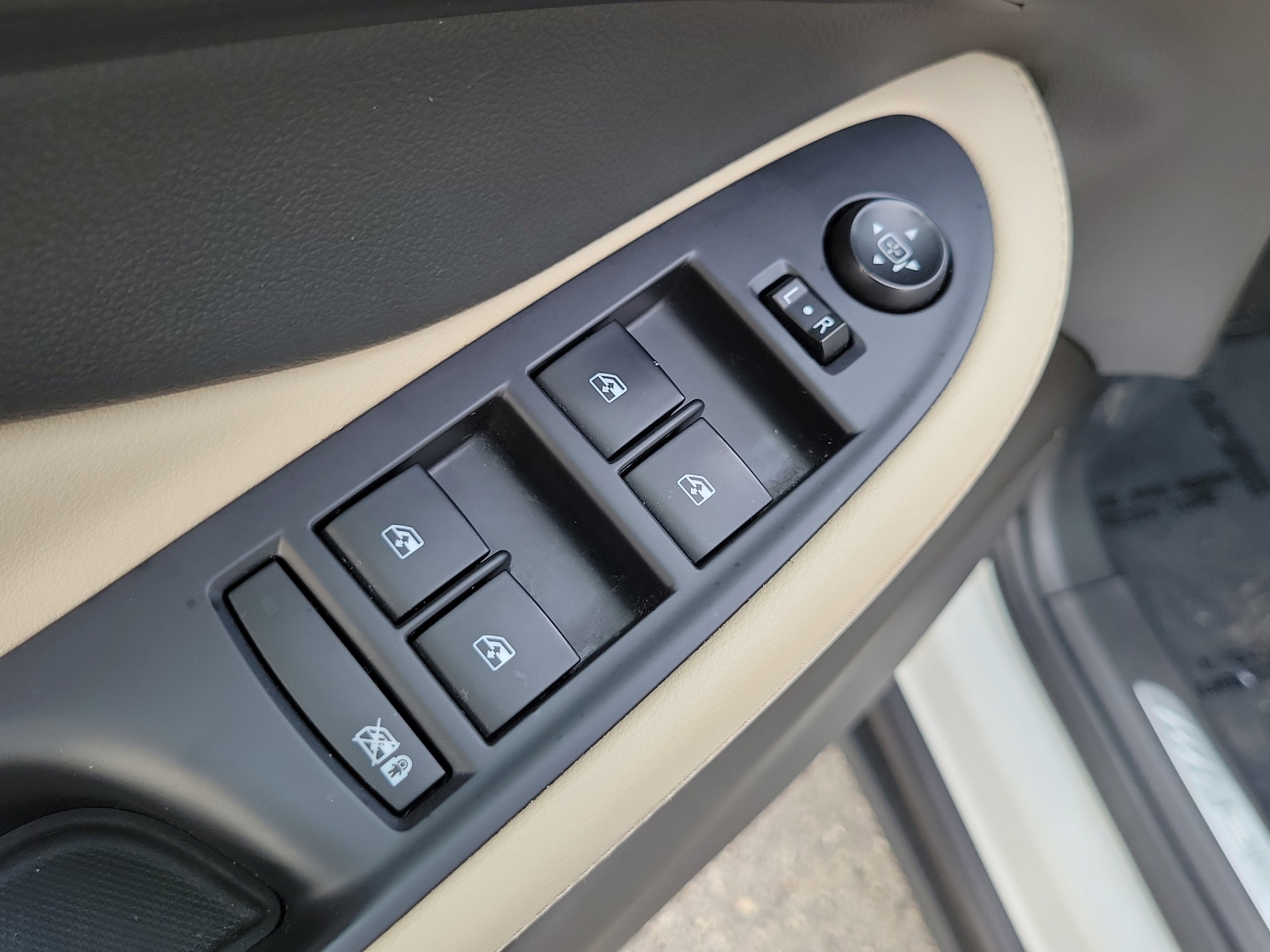 2020 Buick Envision Essence Group