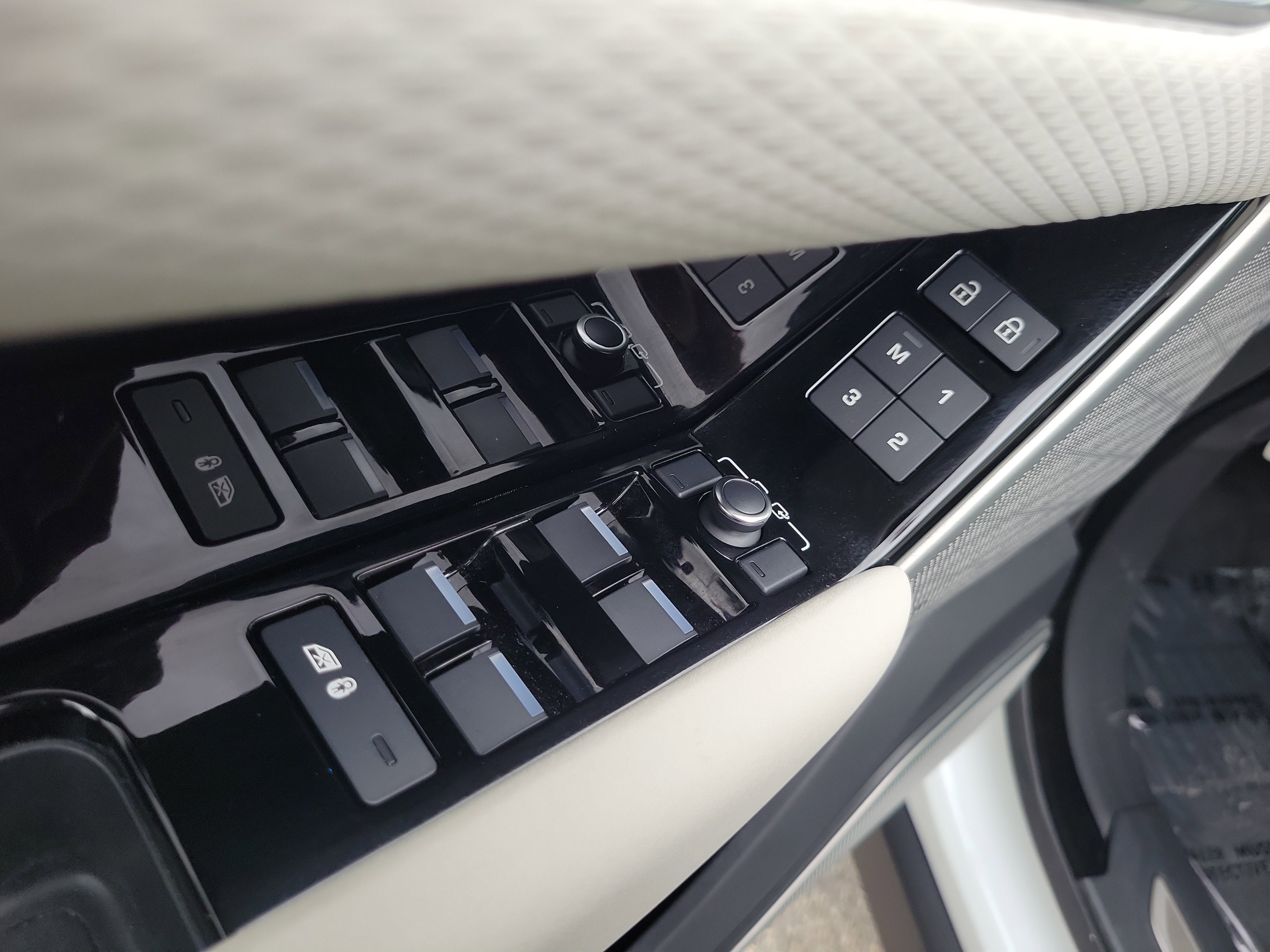 2022 Land Rover Range Rover Velar R-Dynamic S