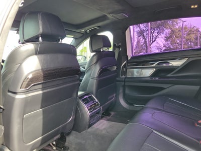 2017 BMW 7 Series 750i