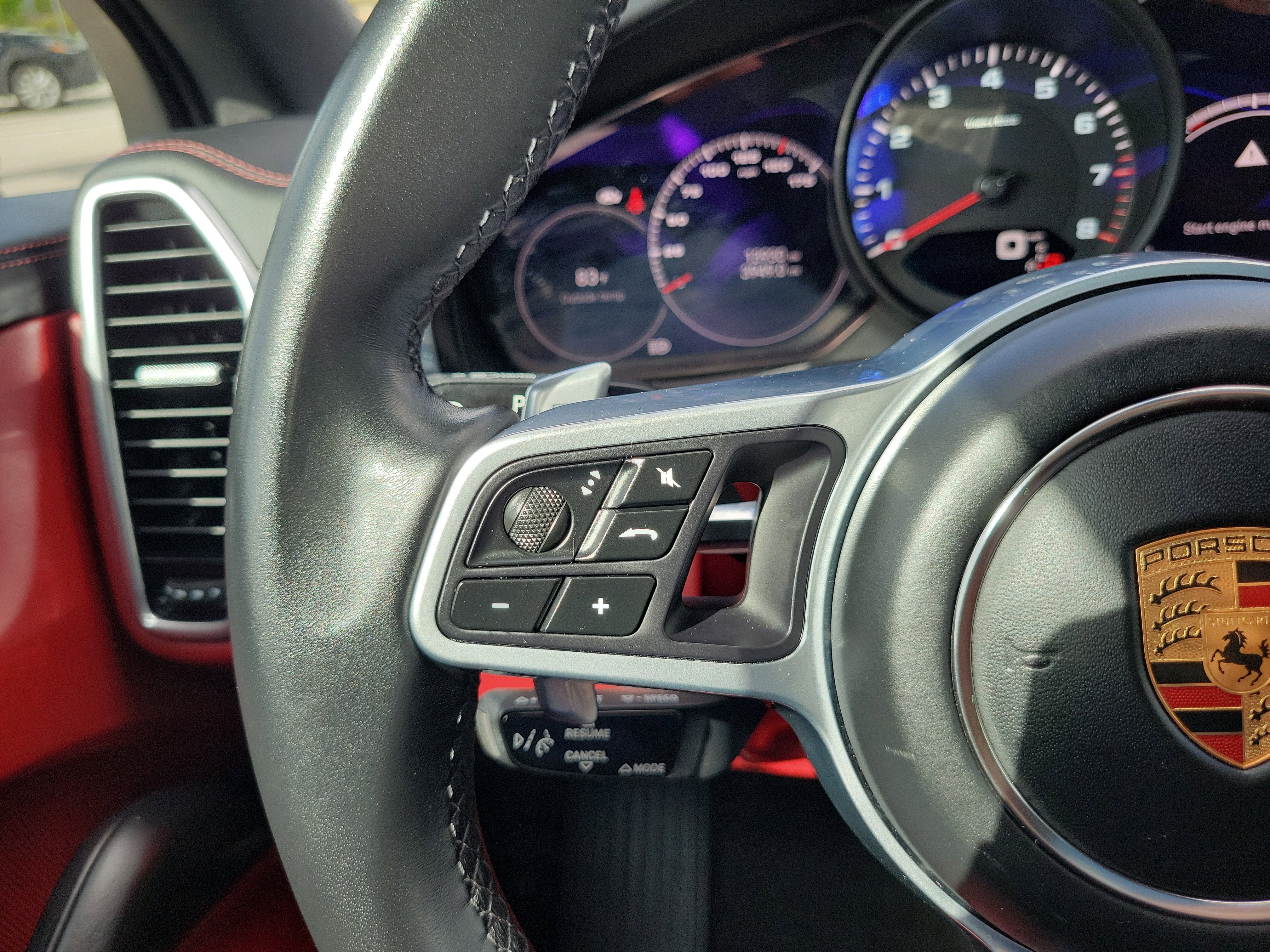2023 Porsche Cayenne NA