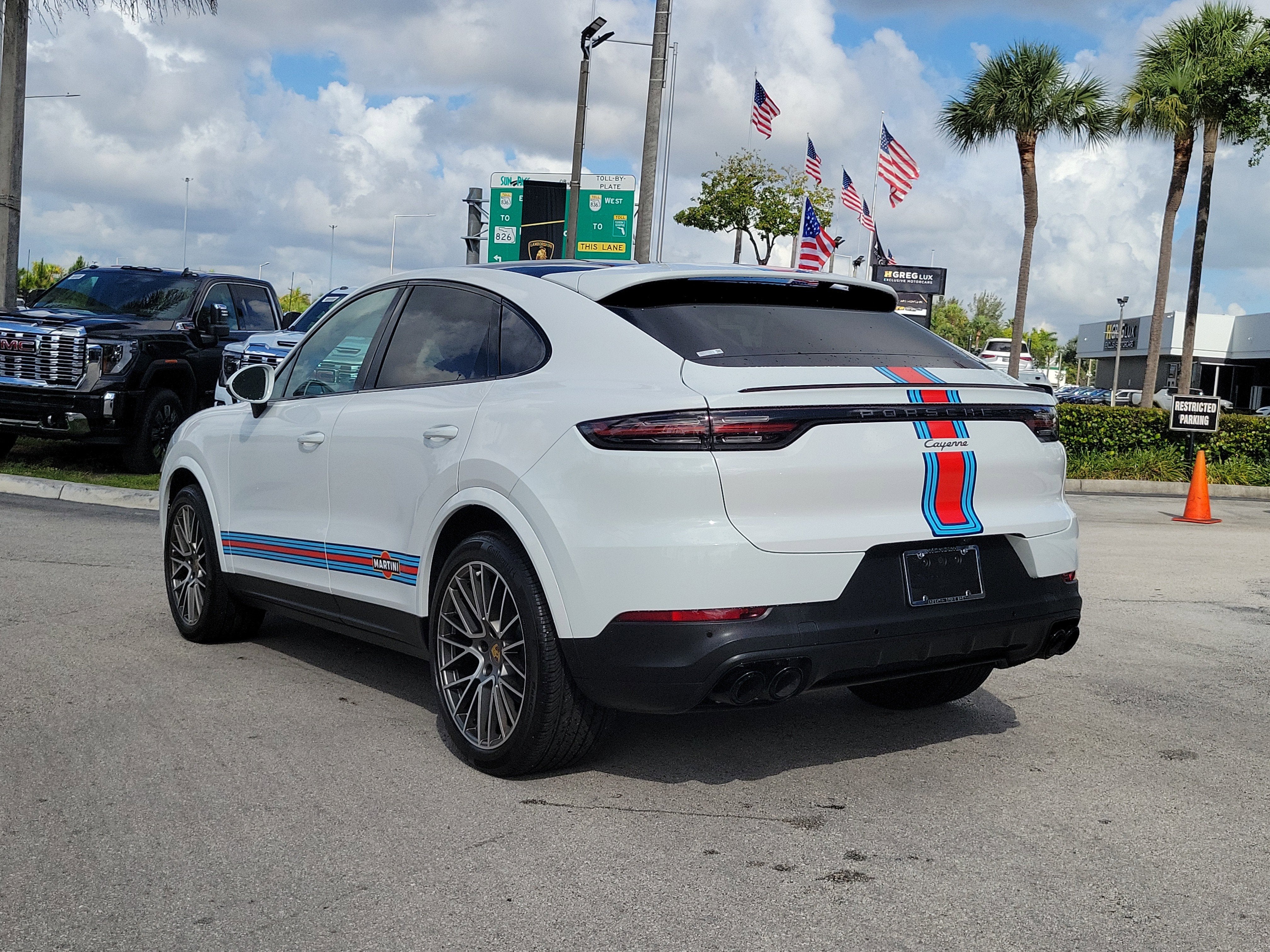 2023 Porsche Cayenne NA