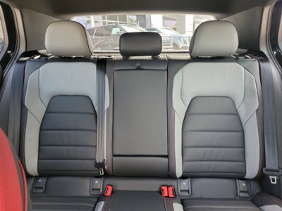 2024 Volkswagen Golf GTI 380 SE